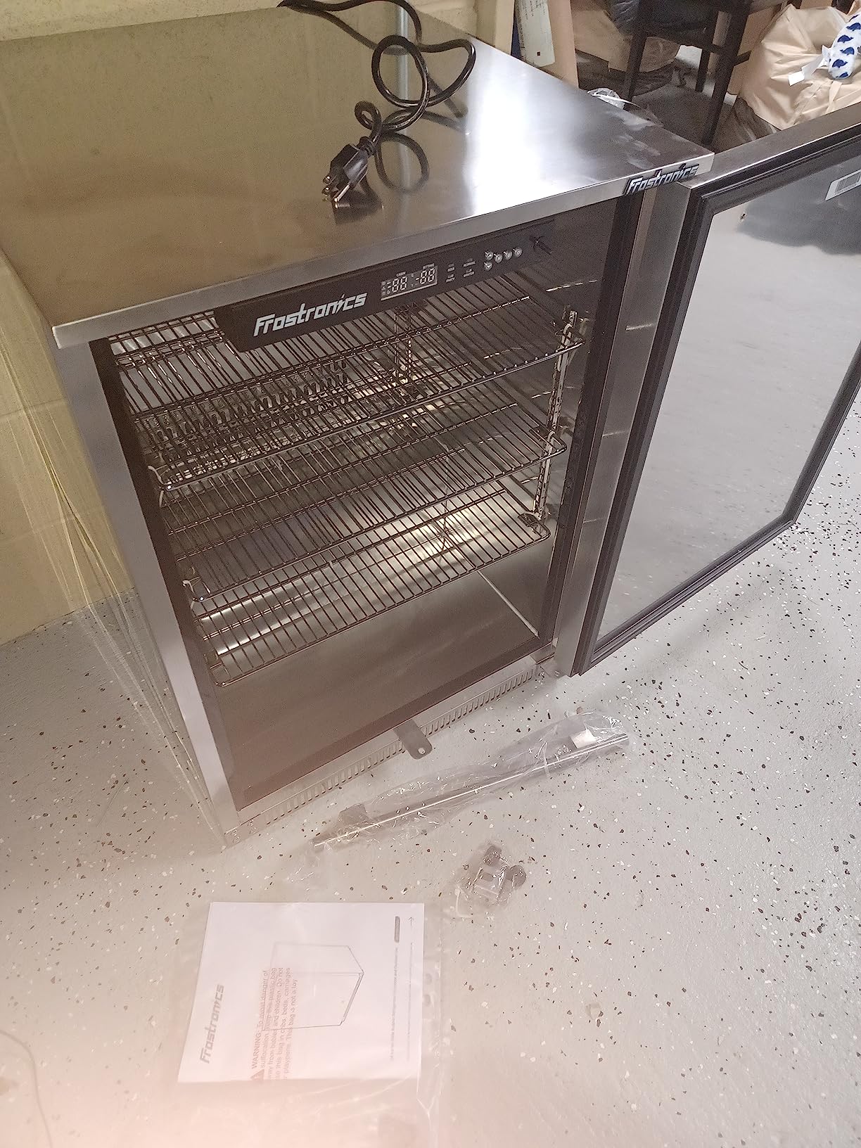 24 Inch Outdoor Beverage Refrigerator, 168 Can Built-in & Freestanding Cooler, 26°F Sub-Zero Beer Fridge, IPX4 Waterproof SUS304, NSF7 Commercial Grade for Patio & Outdoor Kitchen customer photo 2