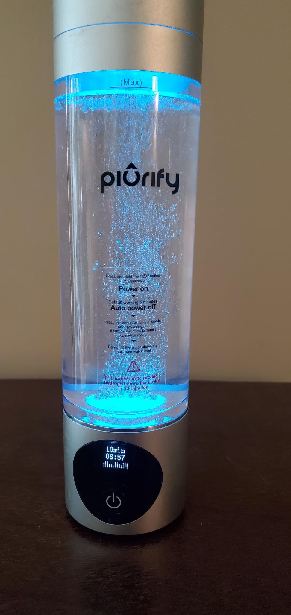 Hydrogen Water Bottle Generator - Up to 4100+ PPB Molecular Hydrogen Infusion - SPE/PEM Technology - Certified H2 Generator - Rechargeable - Extended Warranty - 10 oz (Black) customer photo 1