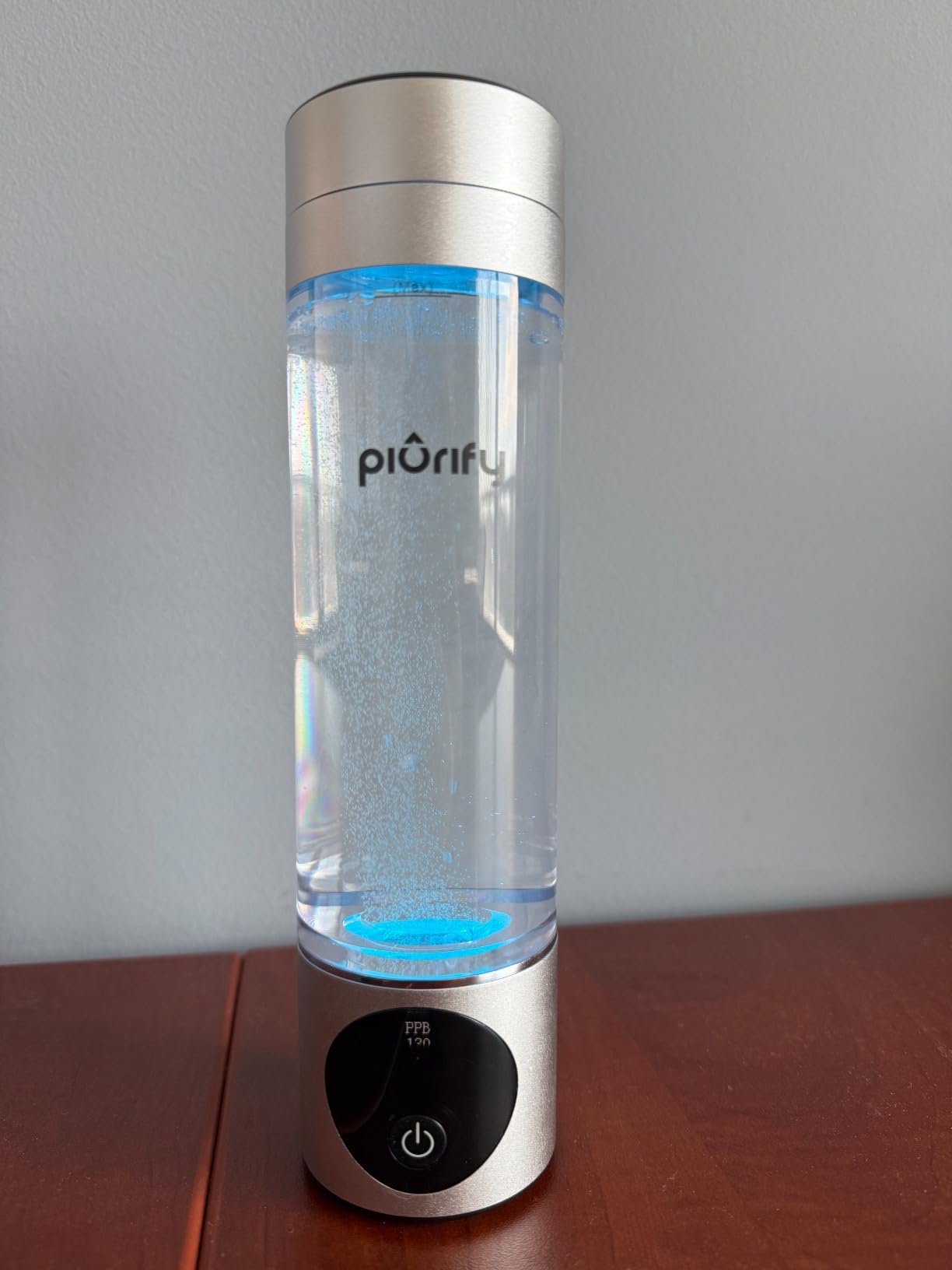 Hydrogen Water Bottle Generator - Up to 4100+ PPB Molecular Hydrogen Infusion - SPE/PEM Technology - Certified H2 Generator - Rechargeable - Extended Warranty - 10 oz (Black) customer photo 2