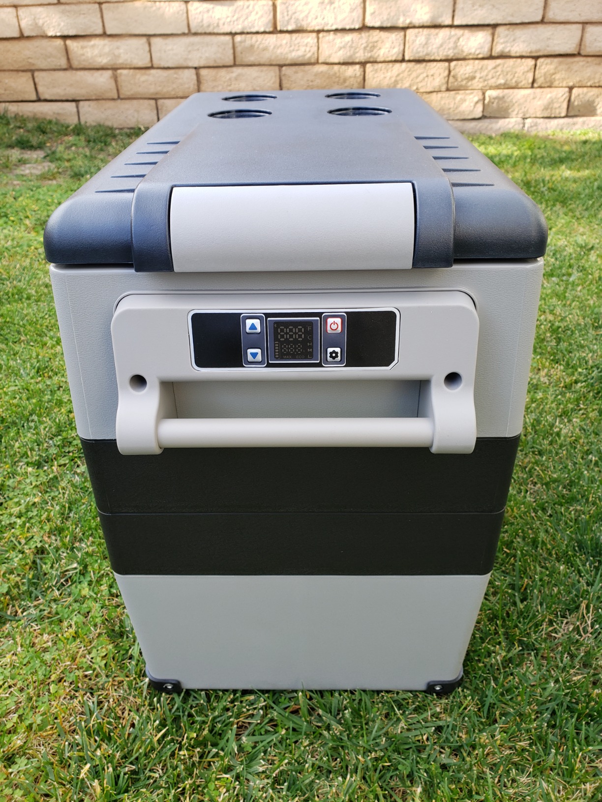 EUHOMY 12 Volt Refrigerator, 48QT(45L) Electric Cooler, 12V Fridge APP Control, 12V Cooler -4℉~68℉, Portable Freezer 12/24V DC 100-240V AC for Camping, Travel, Truck, Home customer photo 2