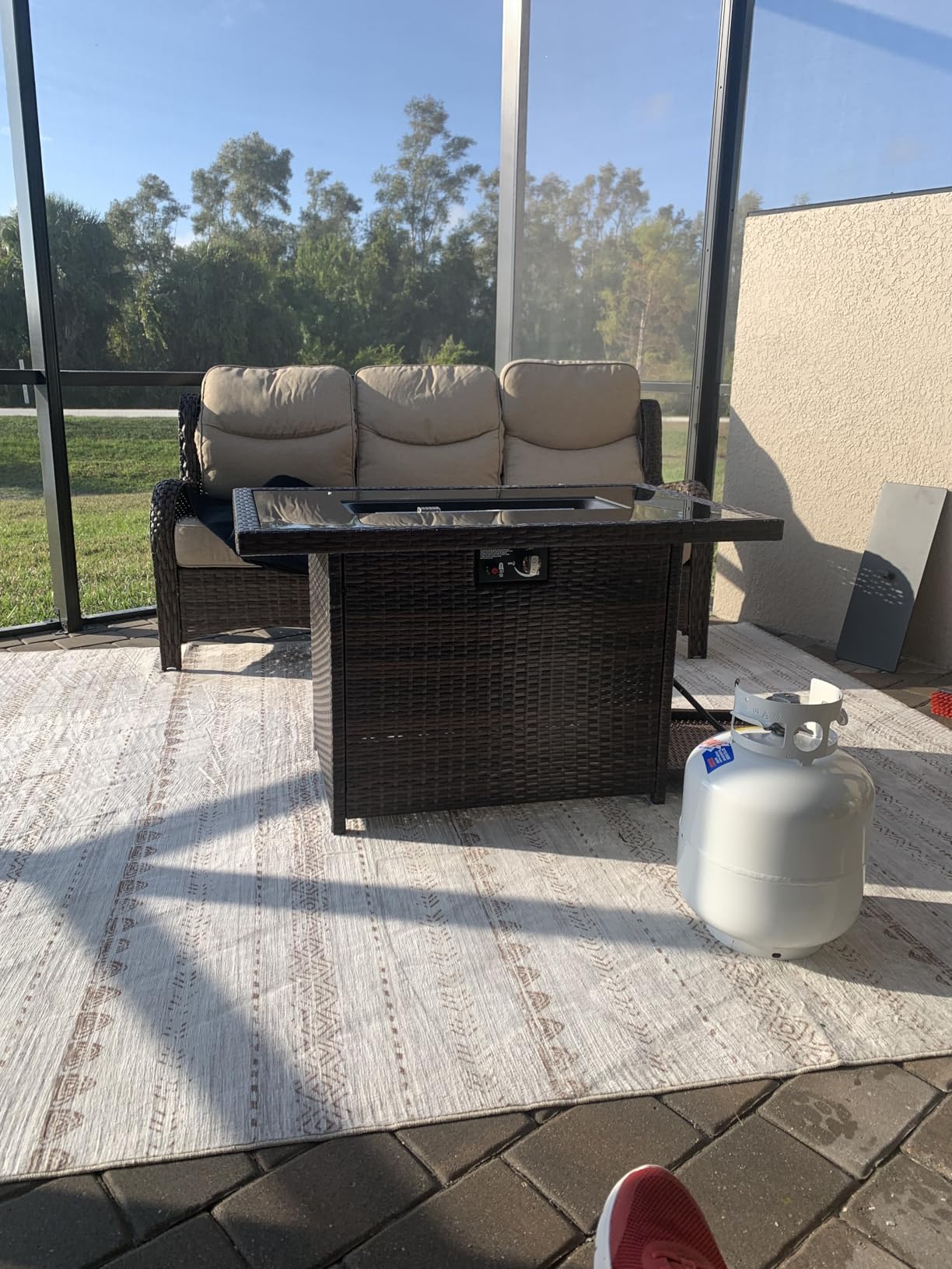 44 Inch Propane Gas Fire Pits Table for Outside Patio, 60000 BTU Rectangular Outdoor Wicker Rattan Fire Pit with Glass Wind Guard customer photo 1
