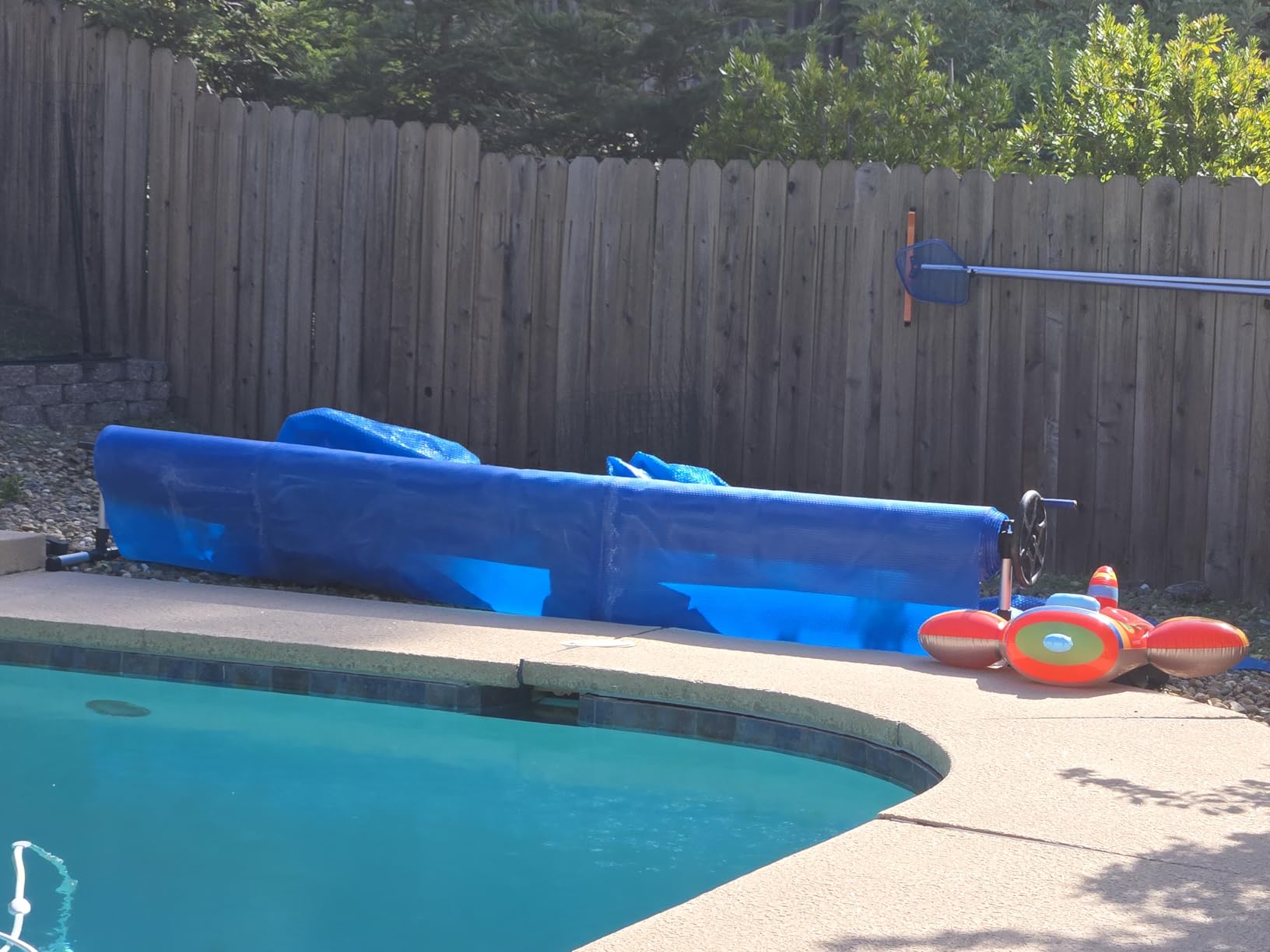 BigXwell Solar Pool Cover, Blue 16-mil 16 x 32 Foot Rectangle for In-Ground Pools, 1600 Series Heavy-Duty Insulating Pool Heater Covers customer photo 2