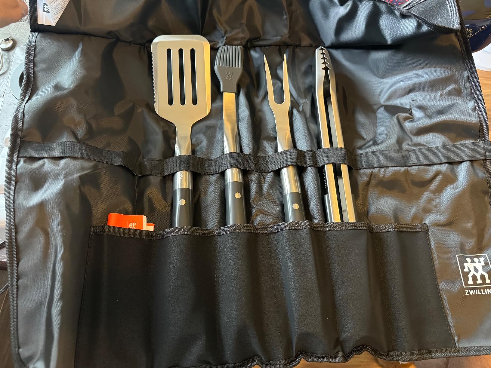 ZWILLING BBQ+ 5-pc Grill Tool Set - Premium German Stainless Steel Barbecue Tools with Spatula, Tongs, Fork, Brush, and Case customer photo 2
