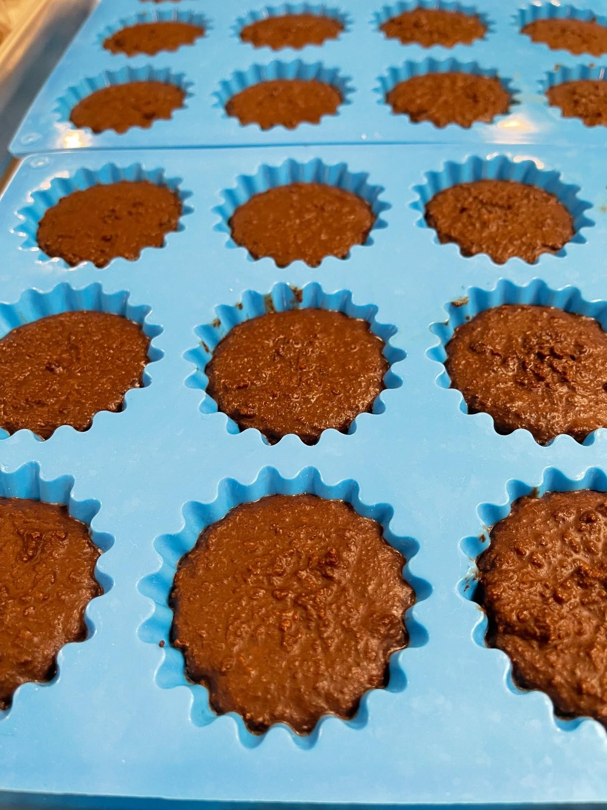 Sidosir 2Pcs Canele Mold Silicone, 12-Cavity Nonstick Canele Silicone Baking Cake Pan for Bread Muffin customer photo 2