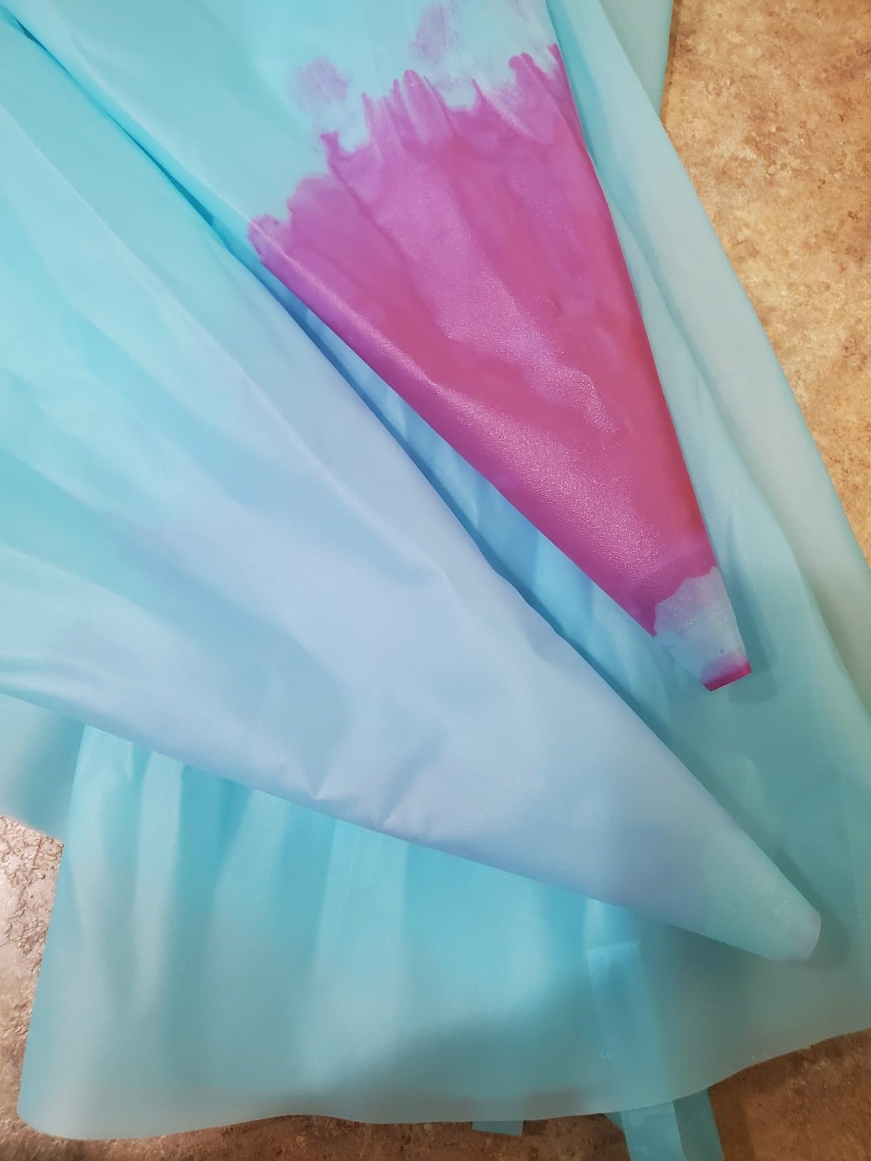 18 Inch Reusable Icing Bags 3-Pack Silicone Piping Bags, Large Pastry Bags Cake Decorating Icing Piping Bags, Baking Dessert Piping Bag with 3 Icing Couplers for Standard Tips, Blue customer photo 1