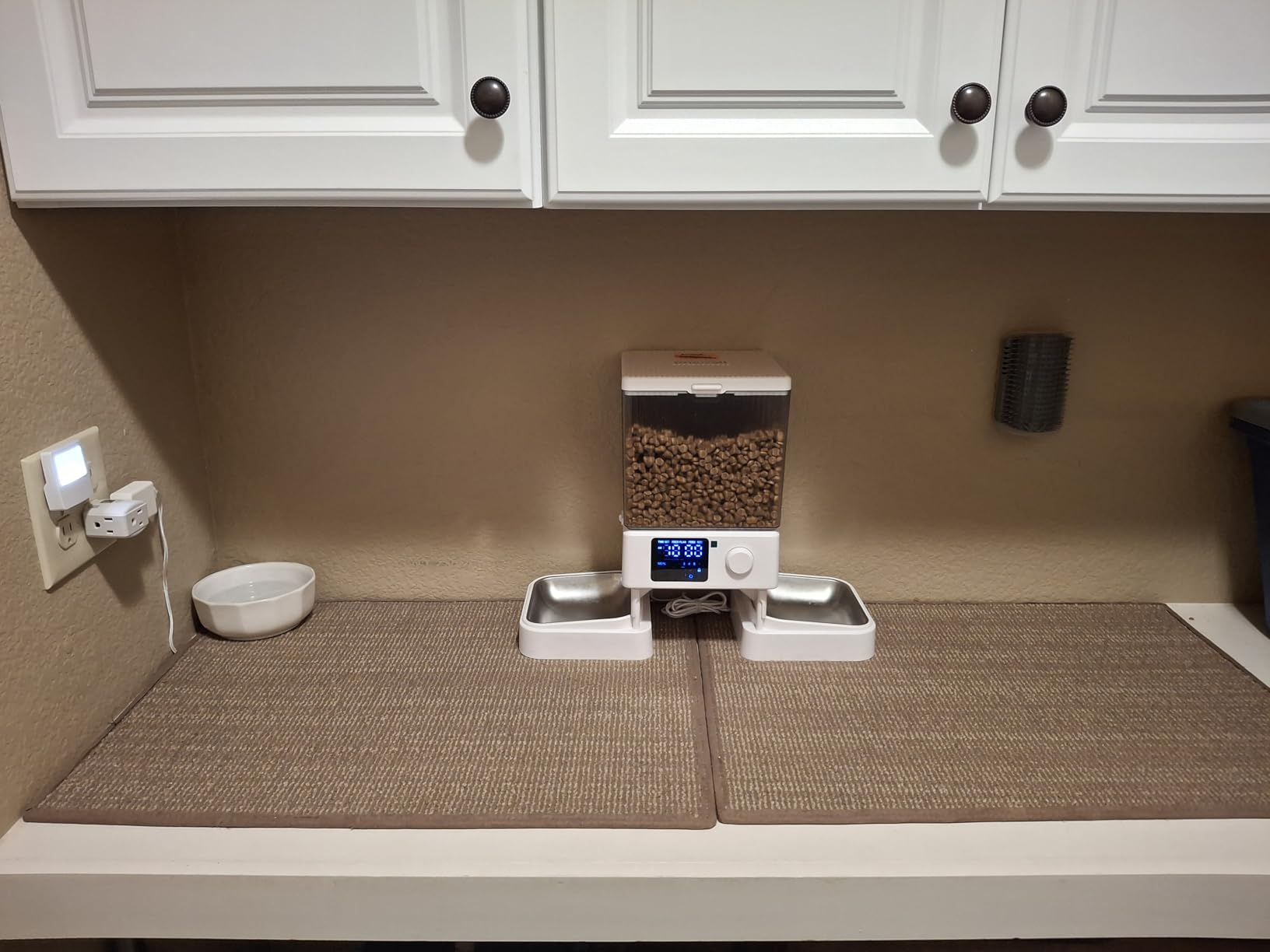 oneisall Automatic Cat Feeder for 2 Cats, 20 Cups/5L customer photo 1