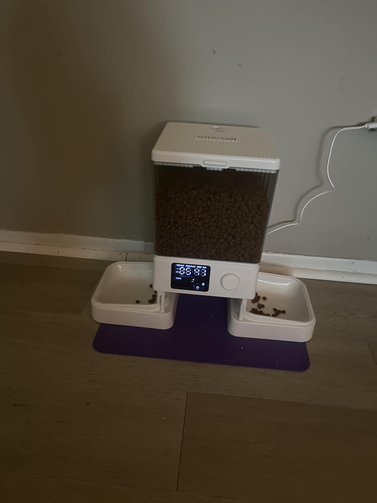 oneisall Automatic Cat Feeder for 2 Cats, 20 Cups/5L customer photo 2