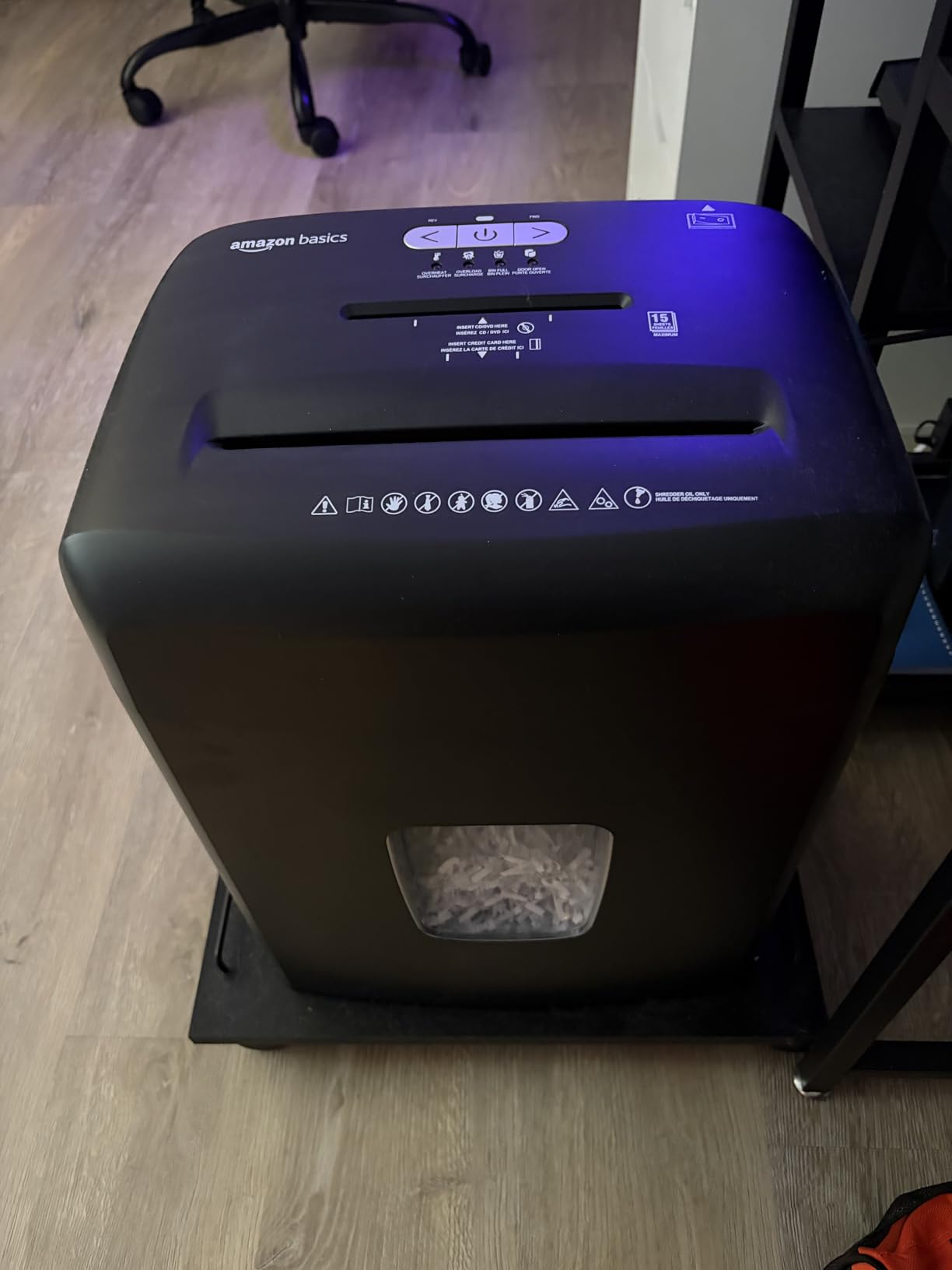 Amazon Basics 12-Sheet Cross-Cut Paper and Credit Card Shredder with Overheat Protection, Black (New Model) customer photo 1