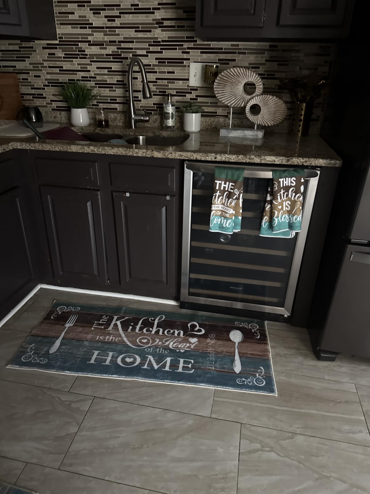 Vaukki Boho Kitchen Rug Sets 3 Pieces, Washable Kitchen Mats for Floor, Non Slip Soft Kitchen Area Rug Floor Mat for Kitchen, Laundry Room and Hallway (Teal, 20''x32''+20''x47''+20''x59'') customer photo 2