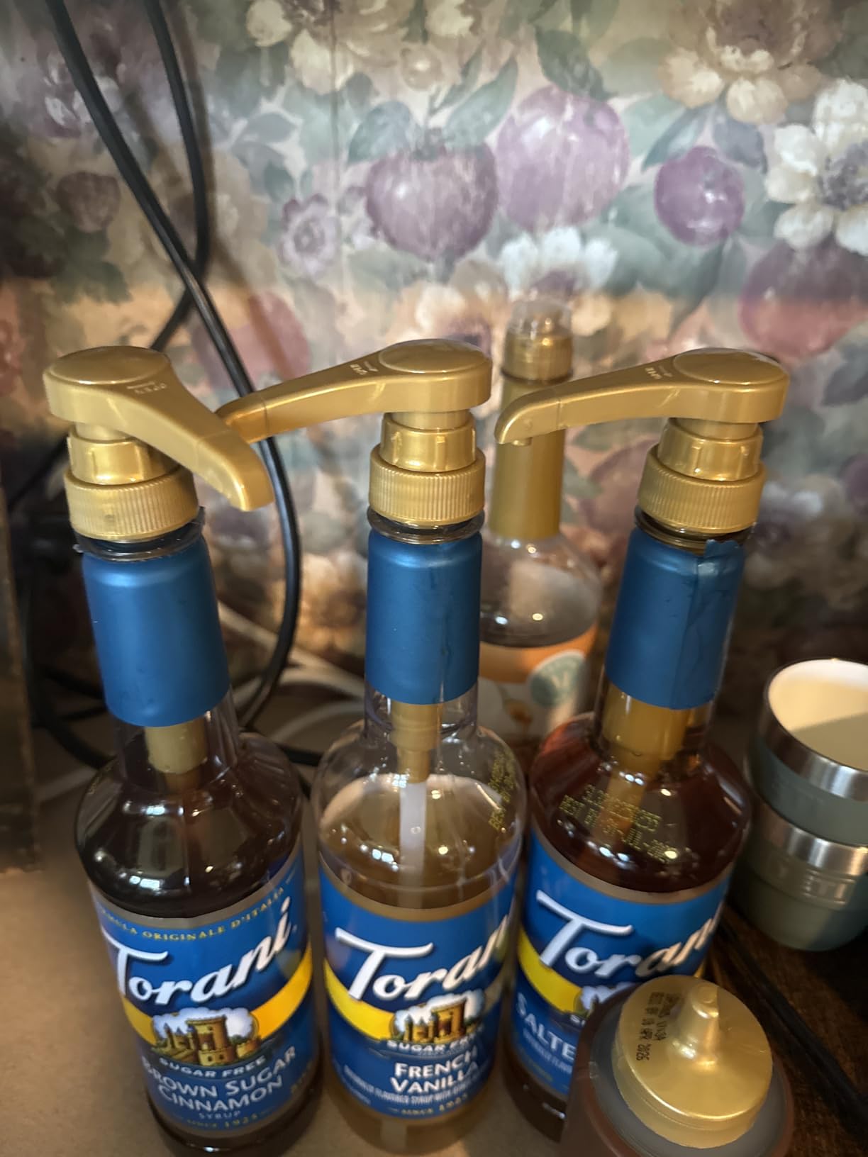 VOISEN Coffee Syrup Pumps, 6 Pack Gold Syrup Pump, Skinny Syrup Pump for 750ml 25.4oz Syrup Bottle, Syrup Pump Dispenser for Kitchen Dinning Coffee Bar Drinking Mixes,Davinci,Jordans customer photo 2