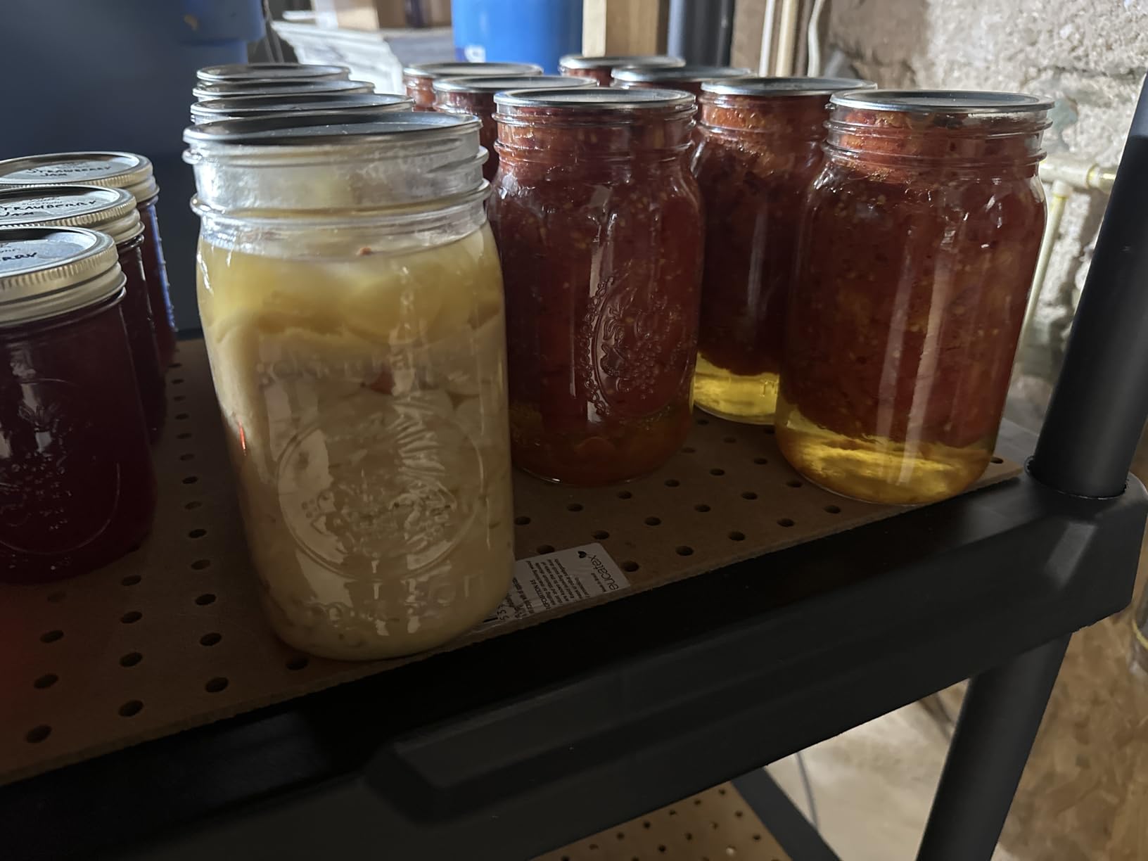 Mason Jars 32 oz,12 Pack Quart Wide Mouth Mason Jar With Airtight Lids,Glass Canning Jars for Fermenting, Pickling,Meal Prep,Overnight Oats & Centerpieces customer photo 1