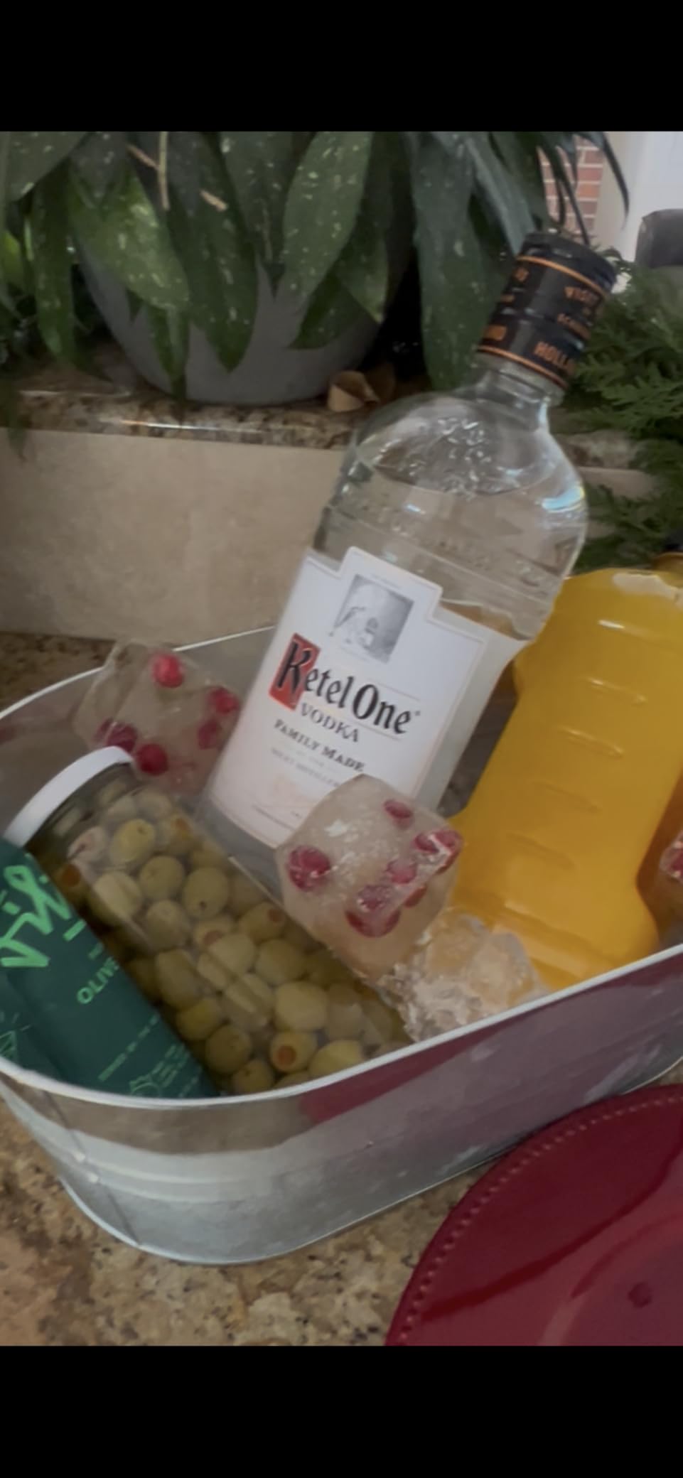 4 PCS 3 Gallon Galvanized Tub Champagne Bucket with Carry Beer Drink Storage Cooler Metal Beverage Ice Tub Galvanized Ice Buckets for Parties and Cocktail Bar Mimosa Supplies, 15.8 X 9 X 6.2 Inches customer photo 1