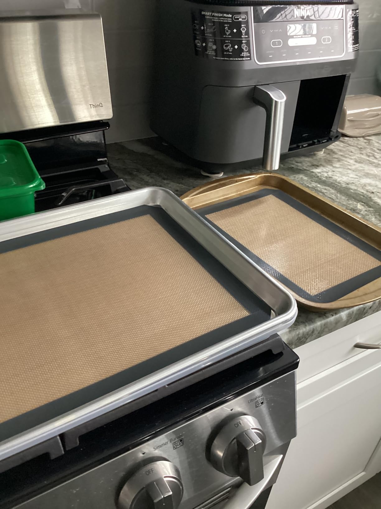 Silicone Baking Mat, 3 Pack Reusable Baking Sheet, Non-Stick & Food Safe Silicone Mats for Baking for Making Cookies Macaroons Bread, Baking Supplies & Accessories customer photo 2