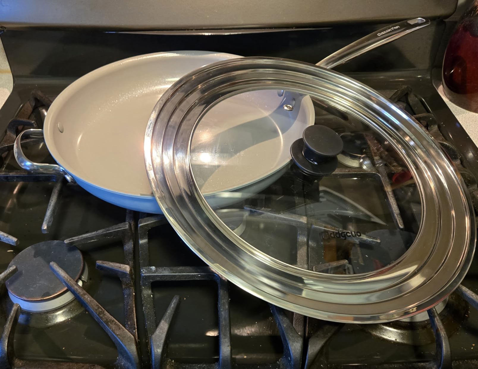 Universal Lid for Pots and Pans, Fits 11