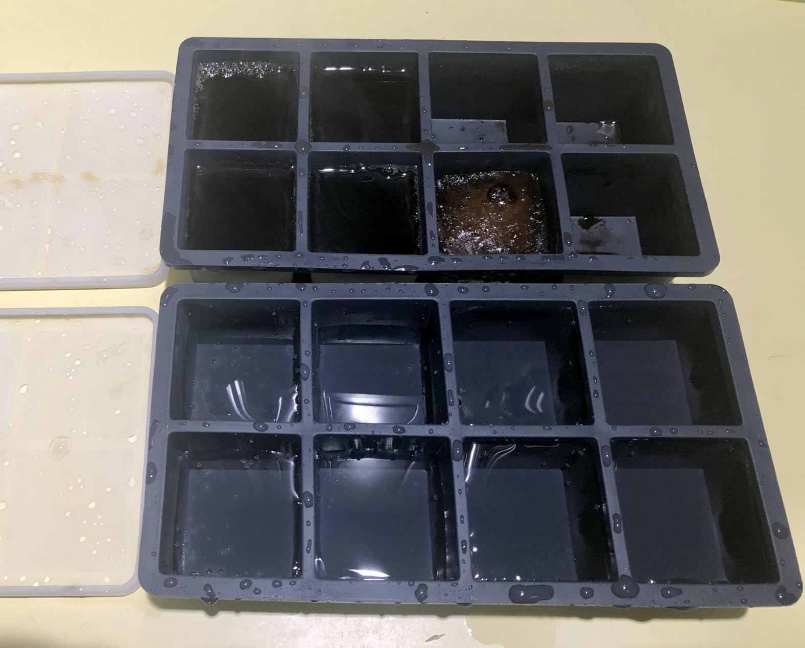 Large Ice Cube Trays for Whiskey: GGOW Big Silicone Ice Cube Trays 2Inch - Huge Square Ice Cubed Tray for Whisky and Cocktail customer photo 1