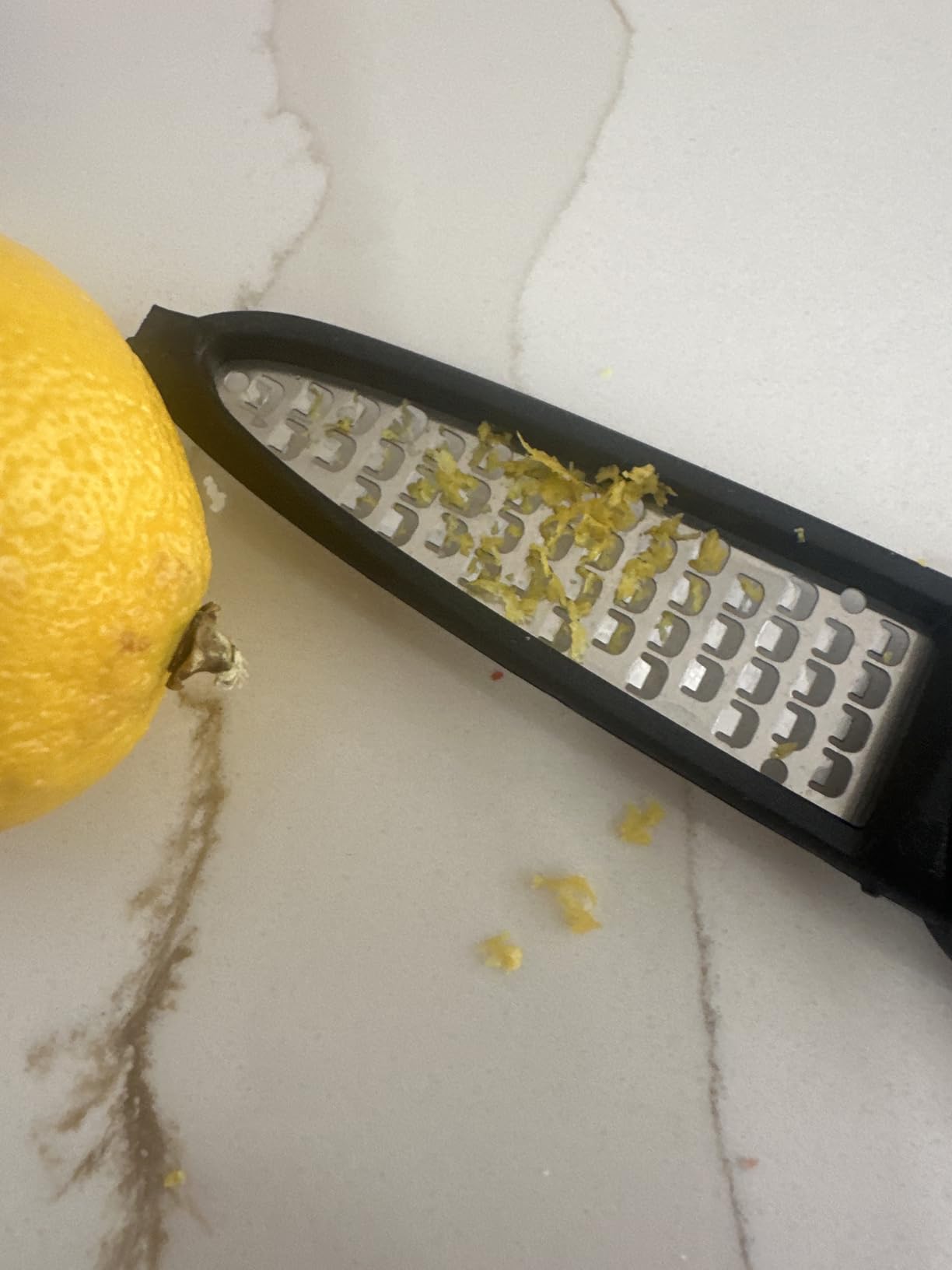 Rainspire Lemon Zester Tool with Channel Knife, Stainless Steel Citrus Zester Tool, Lemon Peeler, Zesters for Kitchen, Ultra Sharp 2-in-1 Tool Easily Creates Citrus Zest (Black) customer photo 2