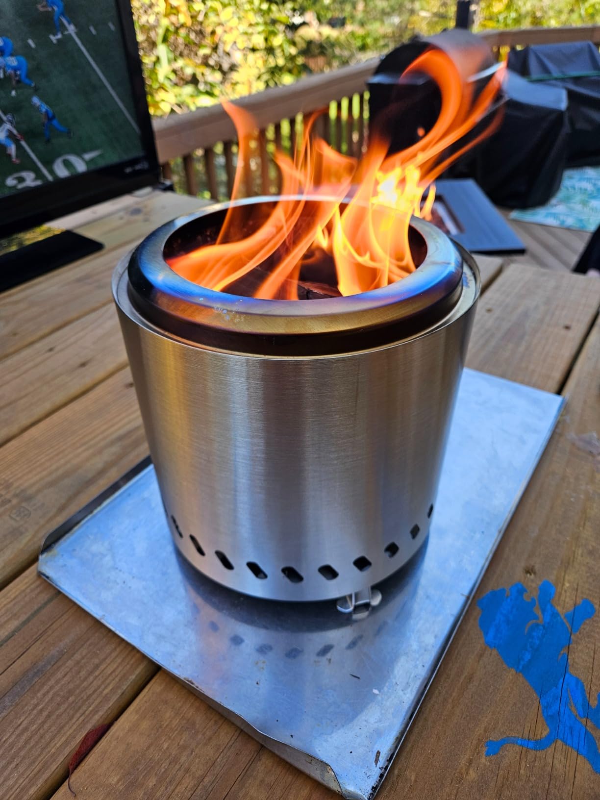Portable Table Top Fire Pit with Stand, 8.6