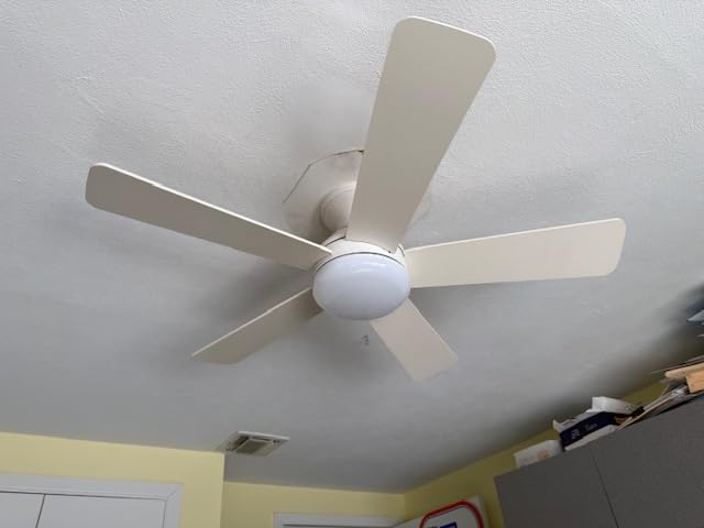 addlon Ceiling Fans with Lights, 42 Inch Low Profile Ceiling Fan with Light And Remote Control, Flush Mount, Reversible, 3CCT, Dimmable, Quiet, White Small Ceiling Fan for Bedroom Indoor/Outdoor Use customer photo 2