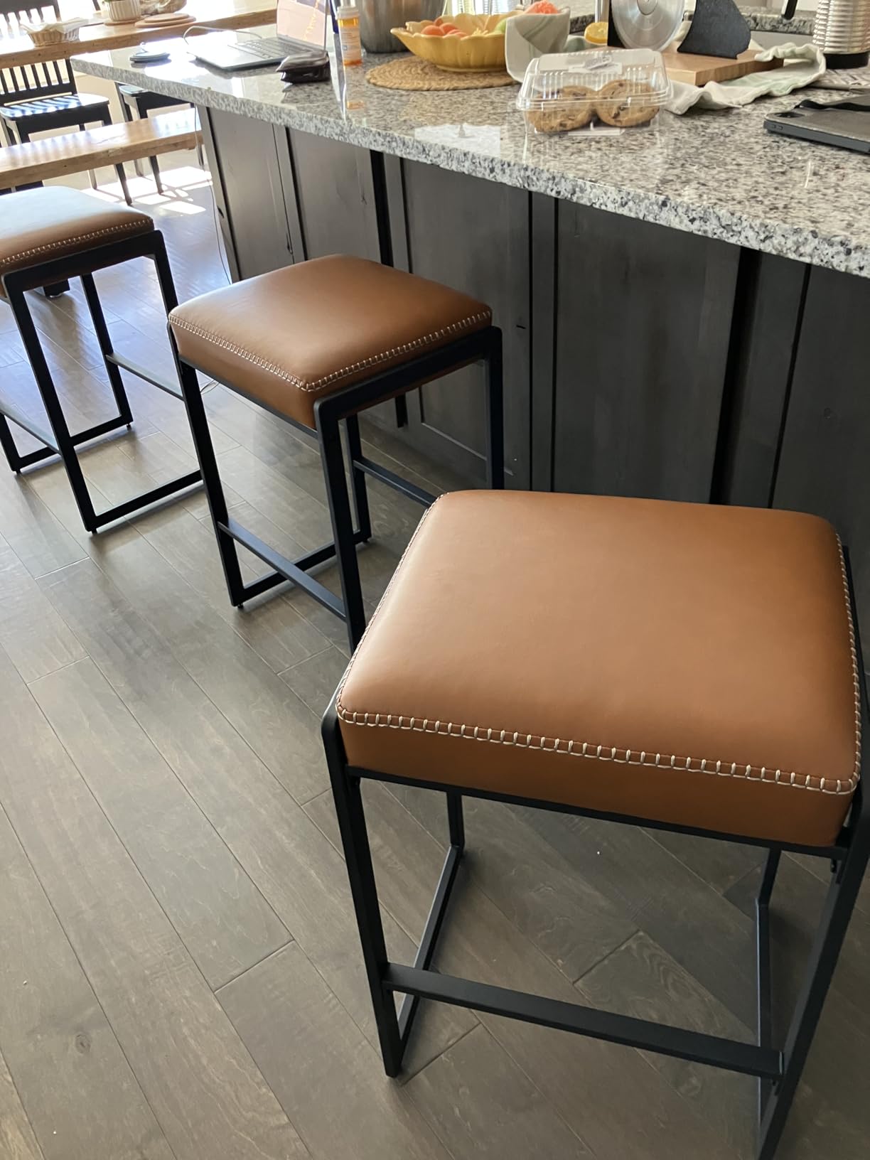 VASAGLE EKHO Collection Bar Stools Set of 2, Counter Height Stools with Synthetic Leather Stitching, Mid-Century Modern, 66 cm, Caramel Brown customer photo 1