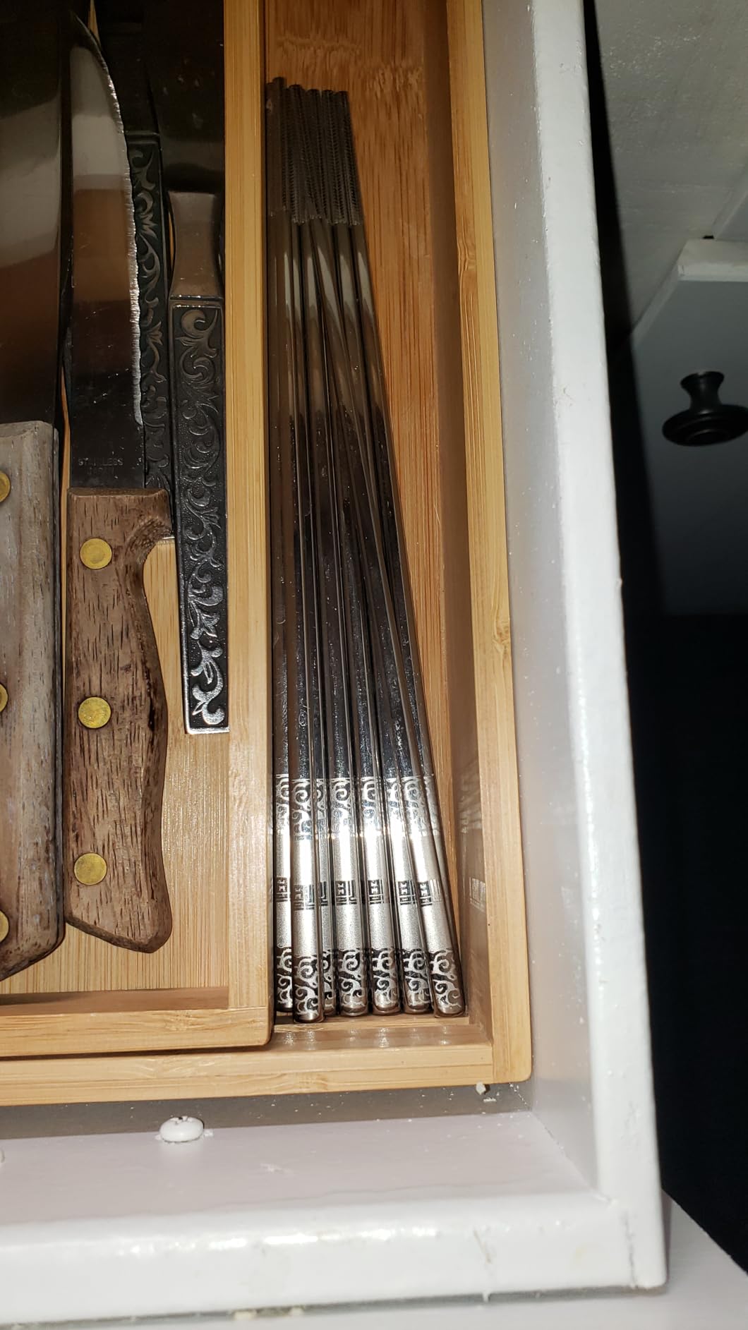 Metal Chopsticks Reusable 5 Pairs 18/8 Stainless Steel Chopstick Beautiful Engraving Patterns Dishwasher Safe Non-Slip Japanese Korean Chop Sticks Present Set customer photo 2