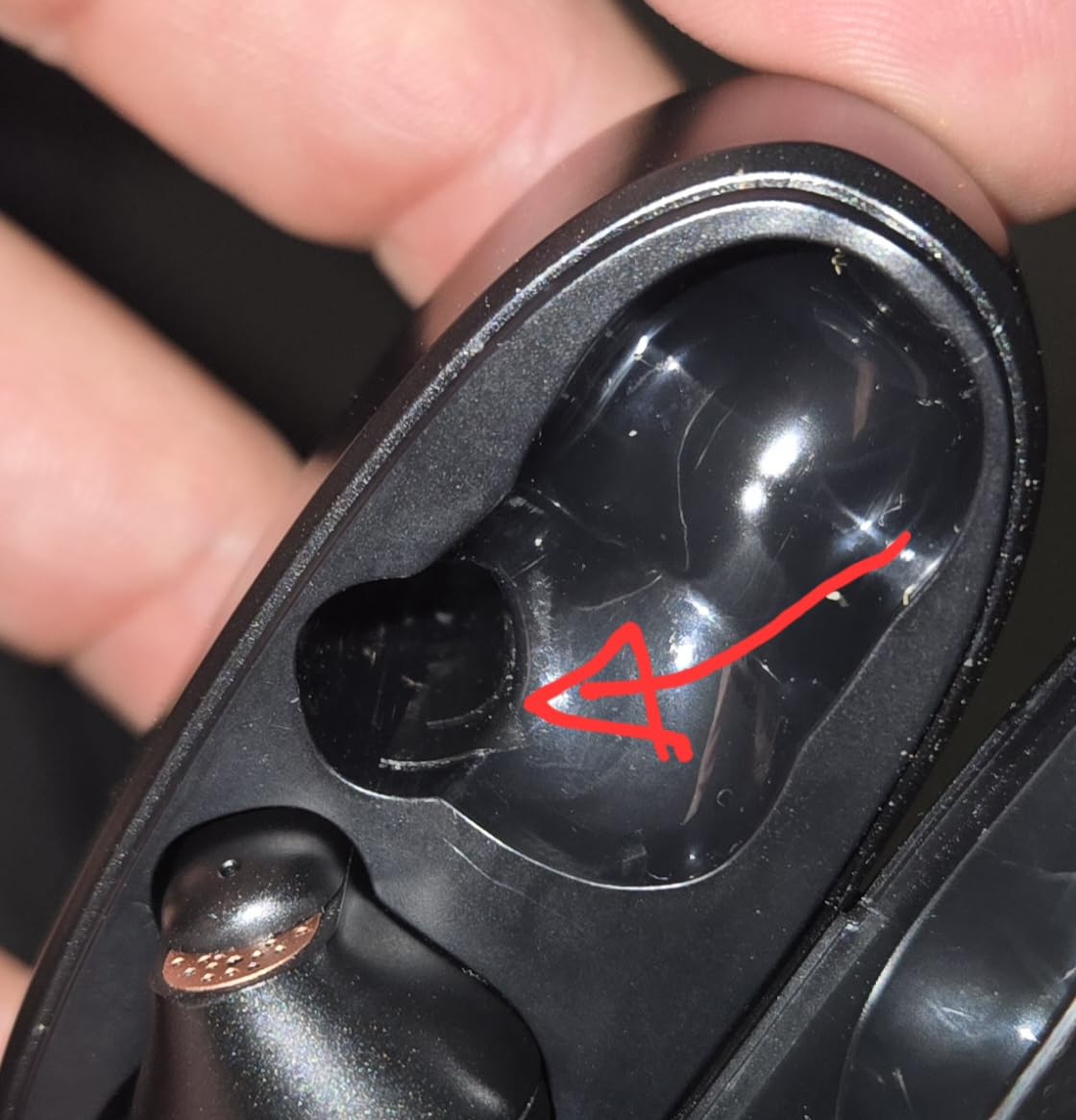 Creative Aurvana Ace with xMEMS Driver, Lightweight True Wireless Sweatproof in-Ears with Bluetooth LE Audio, aptX Adaptive, AAC, ANC, Ambient Mode, IPX5, Up to 24 Hours Battery Life customer photo 2