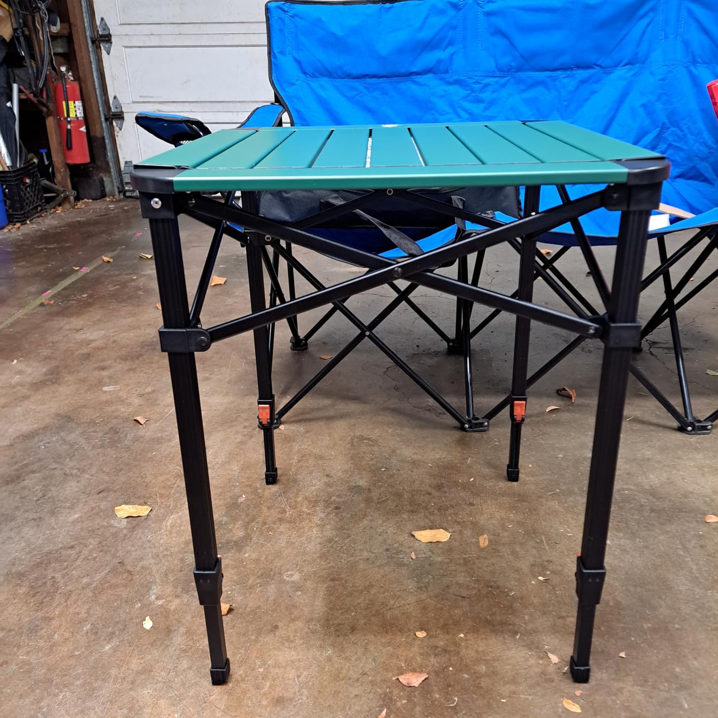 VILLEY Folding Camping Square Table with Carry Bag, Lightweight Aluminum Adjustable Square Table for Outdoor, Camping, Picnic, Backyards, BBQ (S) customer photo 1