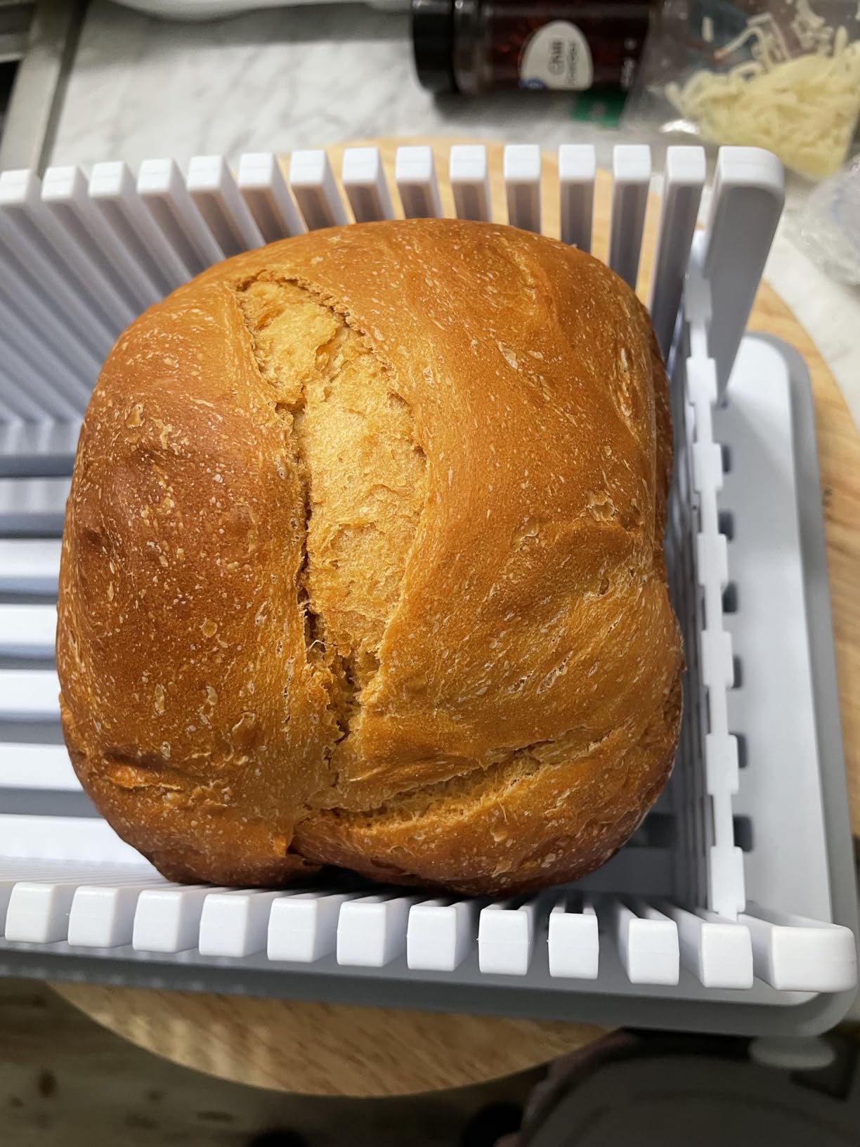 Kiss Core New Upgrade Bread Slicer for Homemade Bread, Bread Slicing Guide Adjustable Width, Foldable and Compact Cutting Guide with Crumb Tray, Suitability for Homemade Bread, Bagels, Cakes customer photo 1