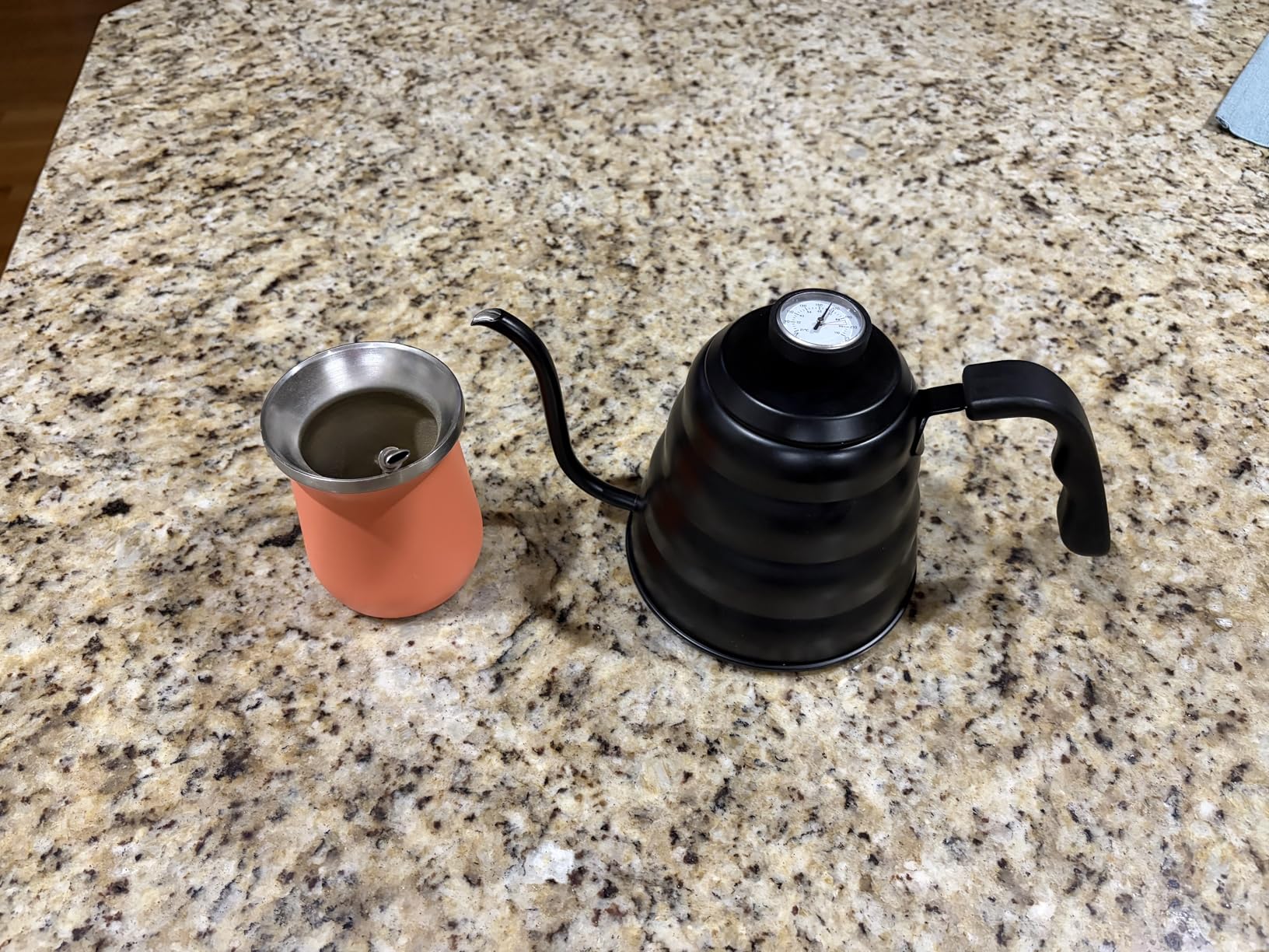 Gooseneck Kettle for Manual Drip Coffee & Tea 40oz Stainless Steel Pour Over Coffee Kettle with Thermometer Tea Kettle for Stovetop,1200ml,6 Cup,Silver,1Pack customer photo 2