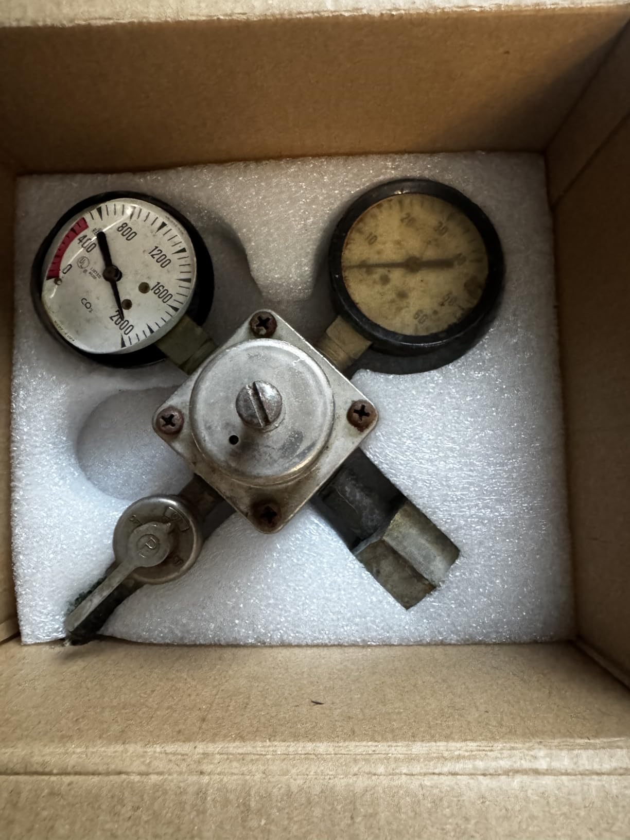 CO2 Regulator Beer Regulator CGA-320 Kegerator Regulator CO2 Beer Keg Regulator with 0-55PSI Working Pressure,CO2 Keg Pressure Regulator for Home Brewing customer photo 2