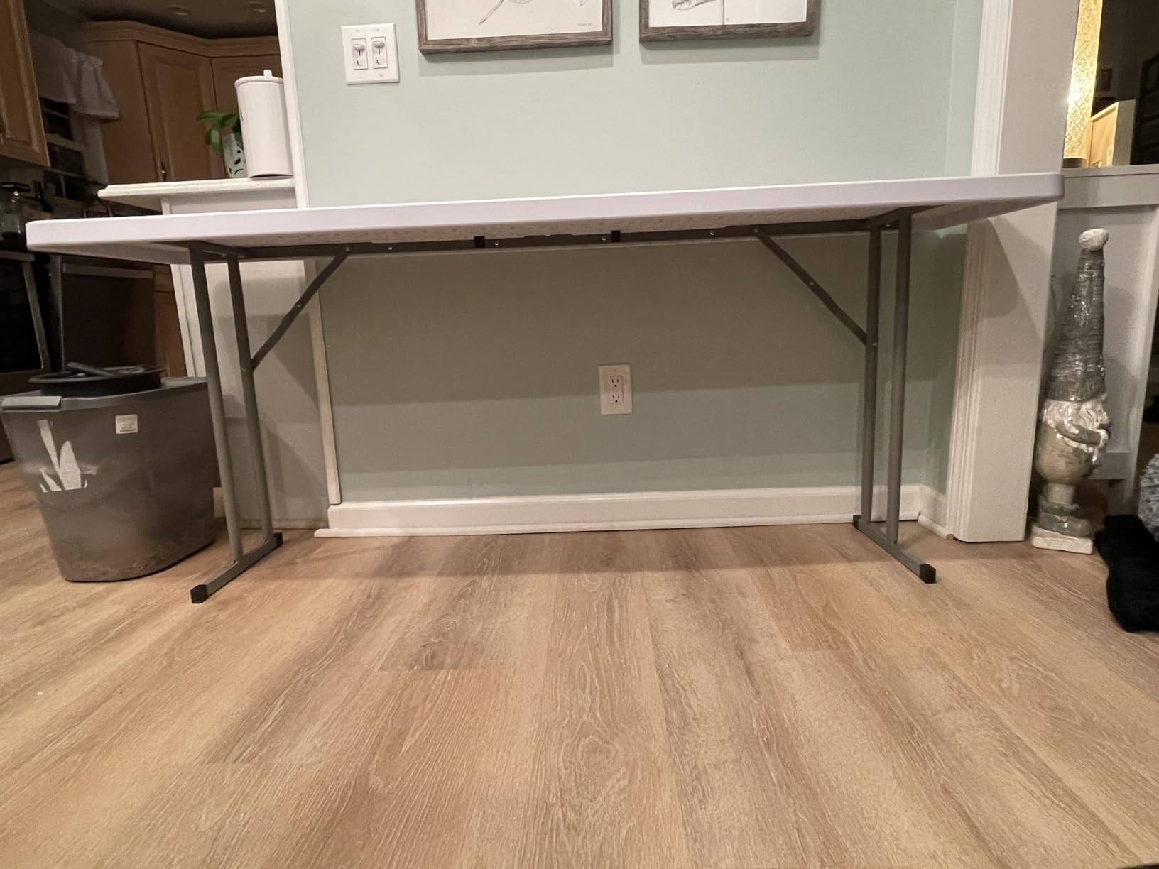 VINGLI 6 FT Narrow Folding Table,Premium Quality HDPE Material and Sturdy Metal Frame, Perfect for Buffet, Seminar, Party, Training, Home Work, White customer photo 2