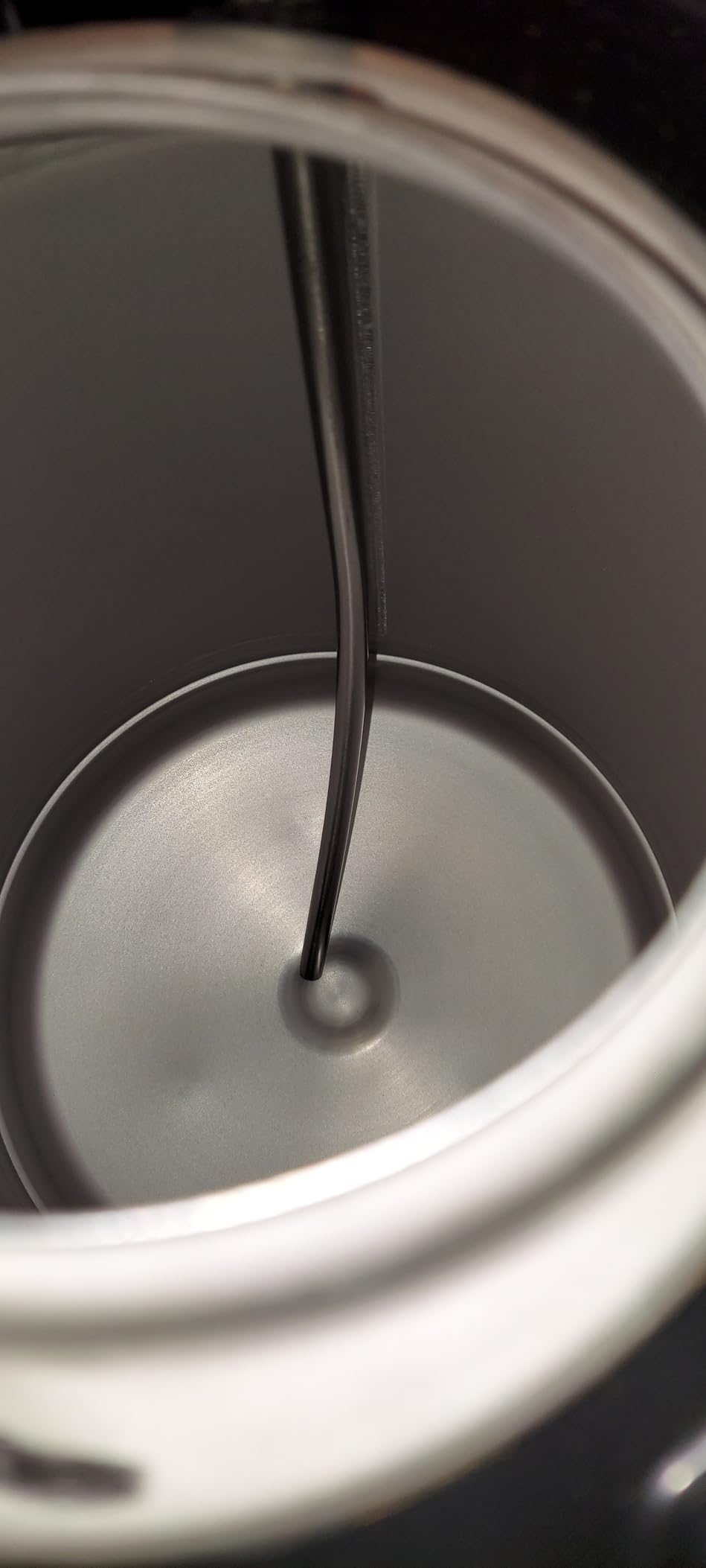 New 2.5 Gallon Keg Cornelius Keg, Stainless Steel Ball Lock Keg Beer Keg with Dual Rubber Handle, Corny Keg with with Ball Lock Keg Fittings for Homebrew customer photo 2