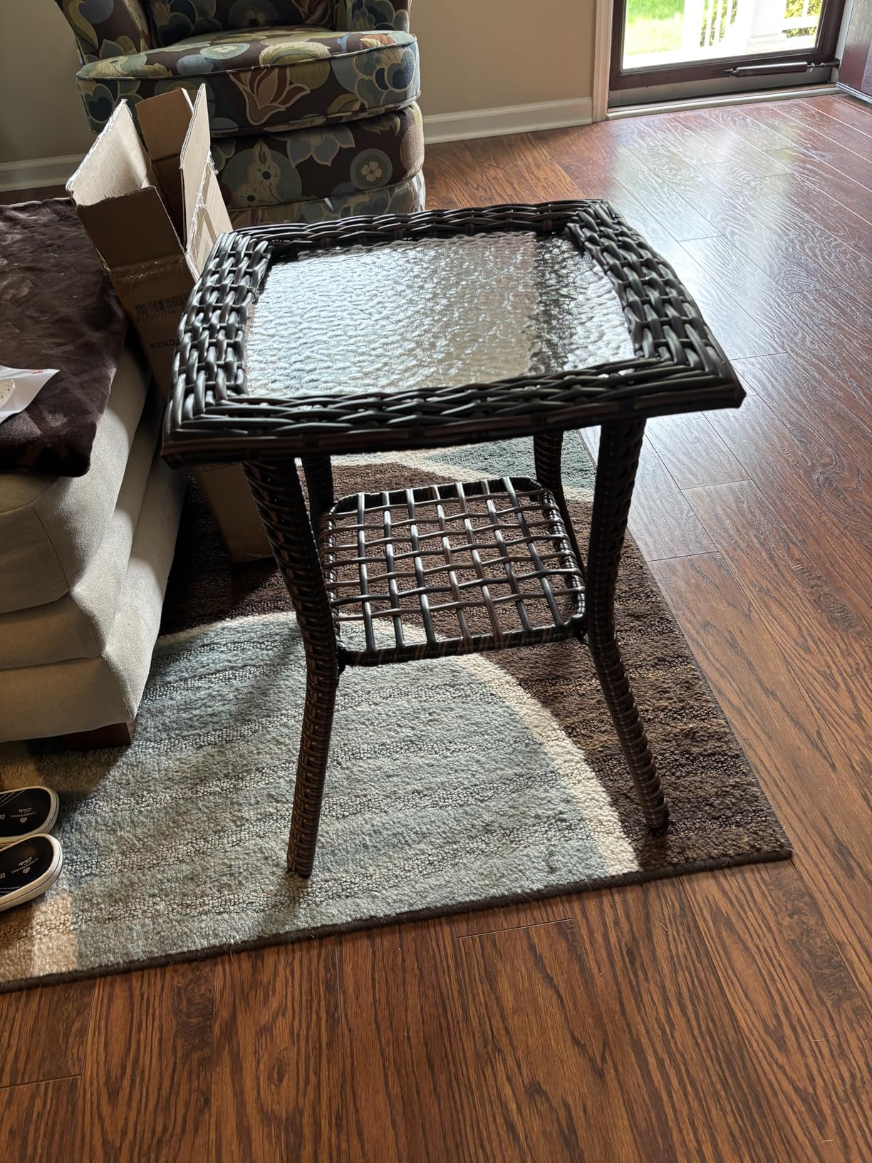 VINGLI Outdoor Side Table with Storage Wicker Patio Side Table, Tempered Glass Top End Table for Balcony Porch Deck (Brown) customer photo 1