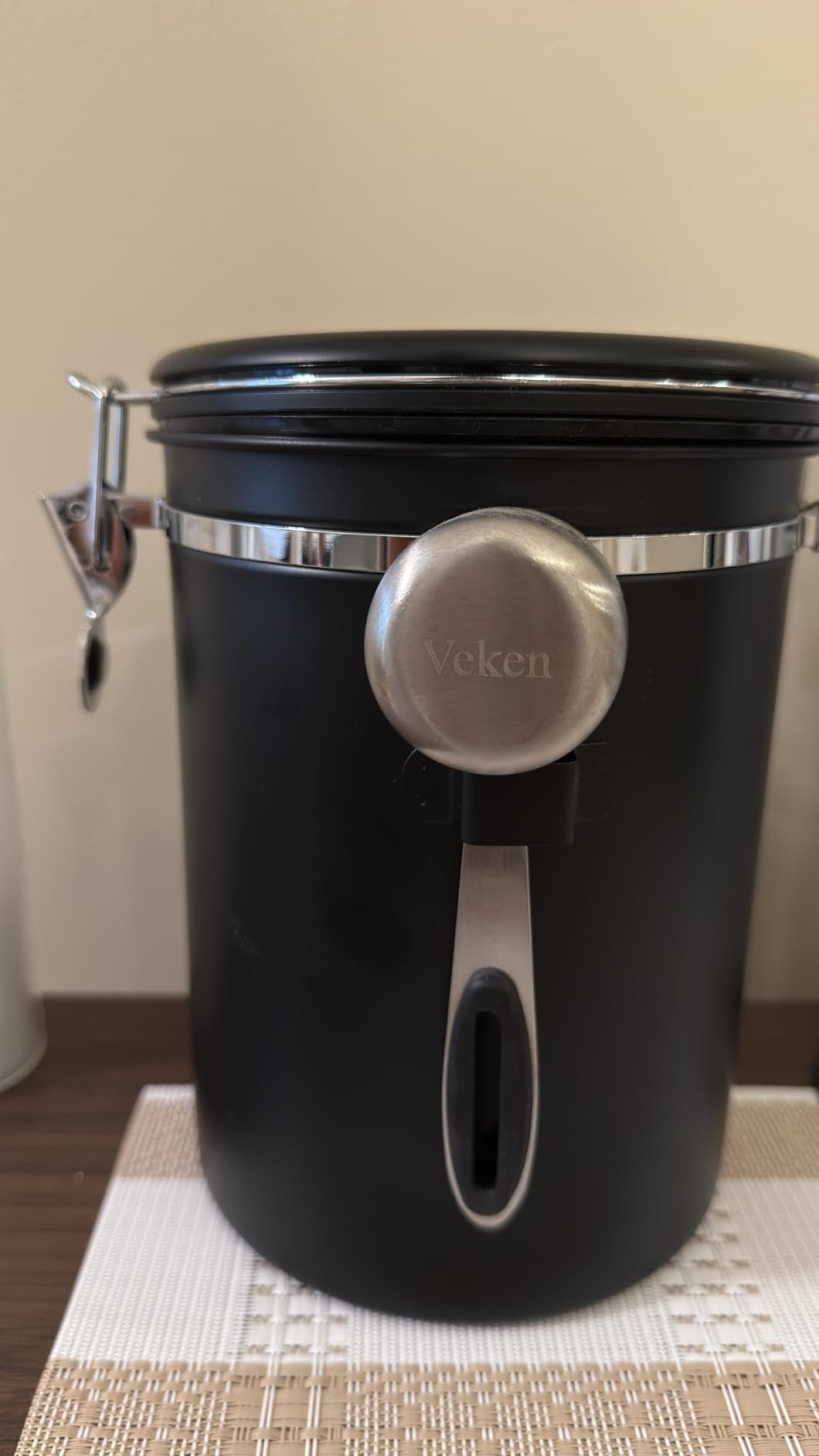 Veken Coffee Canister with Window, Airtight Stainless Steel Kitchen Food Storage Container, Date Tracker & Scoop for Grounds Coffee, Beans, Tea, Flour, Cereal, Sugar, 22OZ, Grey customer photo 1
