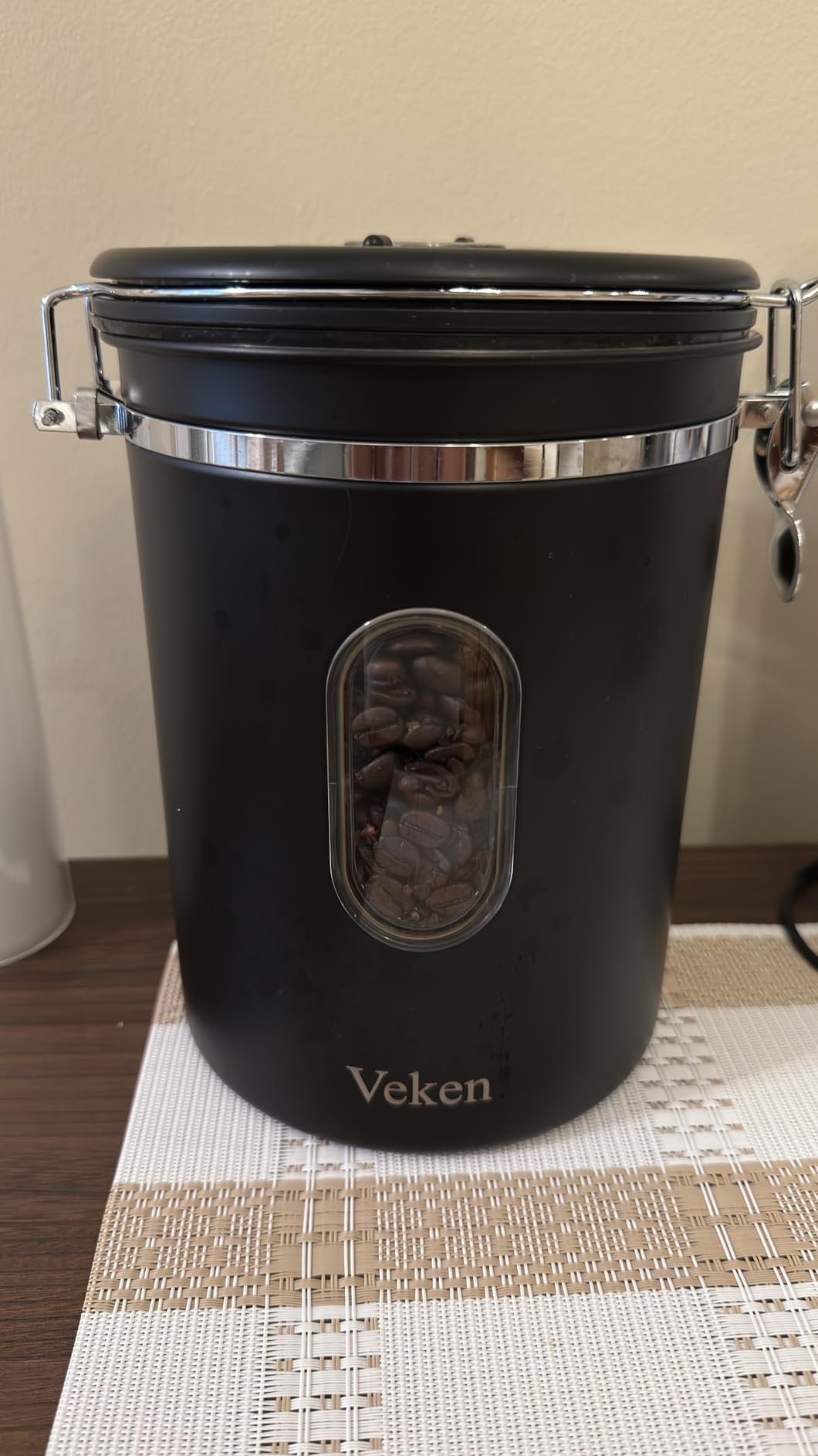 Veken Coffee Canister with Window, Airtight Stainless Steel Kitchen Food Storage Container, Date Tracker & Scoop for Grounds Coffee, Beans, Tea, Flour, Cereal, Sugar, 22OZ, Grey customer photo 2