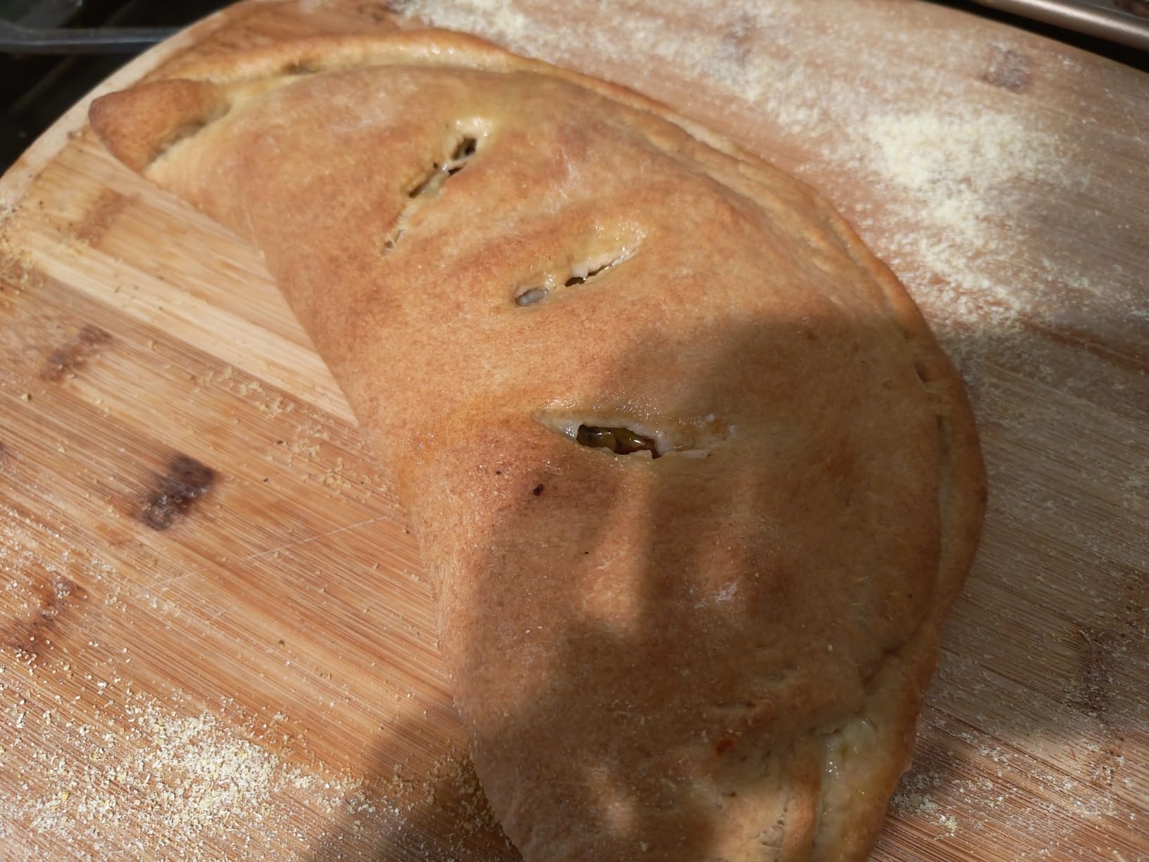 Le Creuset Stoneware Round Pizza Stone, 15 in., Marseille customer photo 2