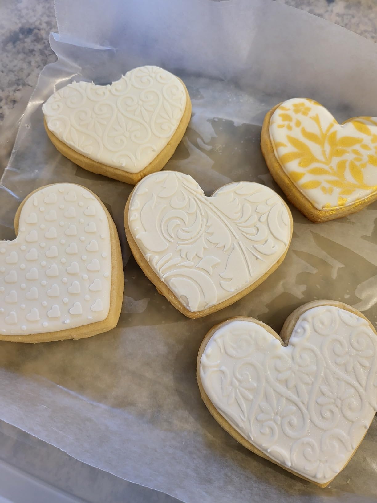 Acrylic Cookie Stencil Holder, 6x6 in Magnetic Cookie Stencil Frame for Royal Icing Sugar Cookie Stenciling Airbrushing, Acrylic Cooking Decorating Tool, Stencils Helper customer photo 1