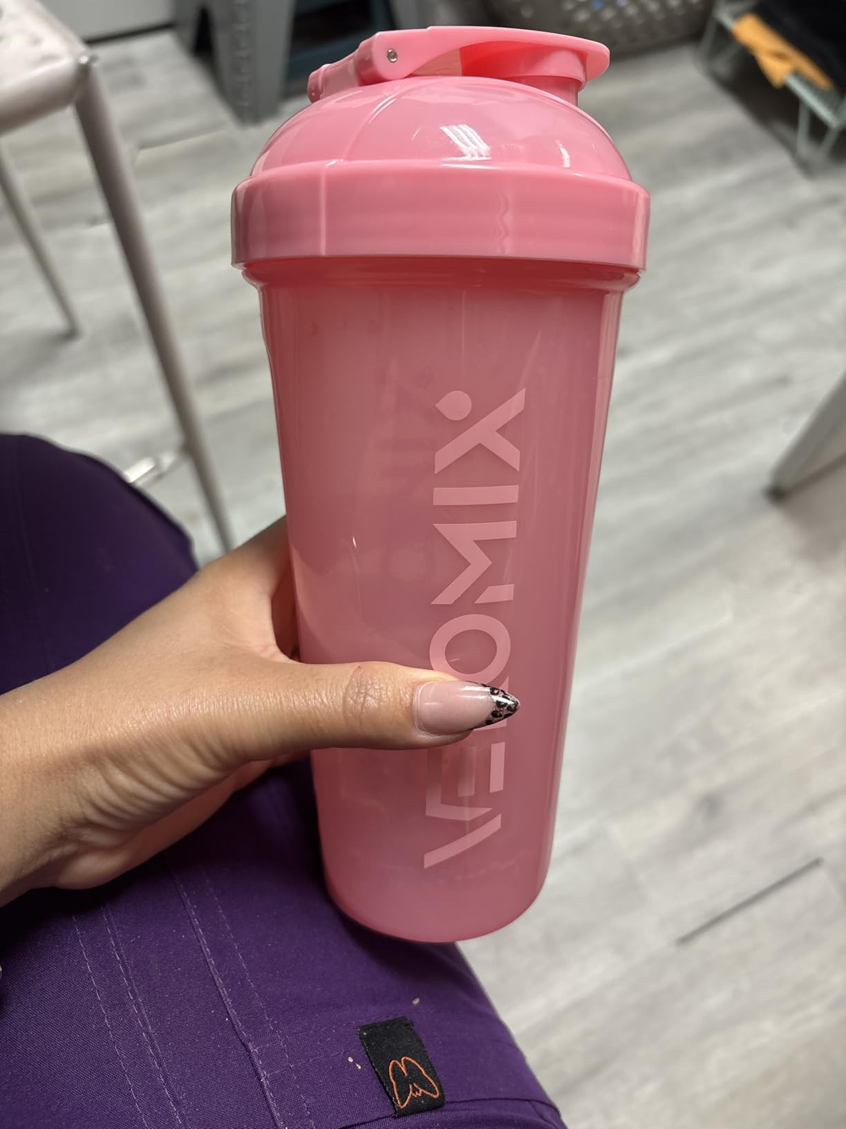 VELOMIX -2 Pack- 28 oz Protein Shaker Bottles for Protein Mixes - 2x Wire Whisk | Leak Proof Shaker Cups for Protein Shakes | Protein Shaker Bottle Pack (Black/Transparent) customer photo 2