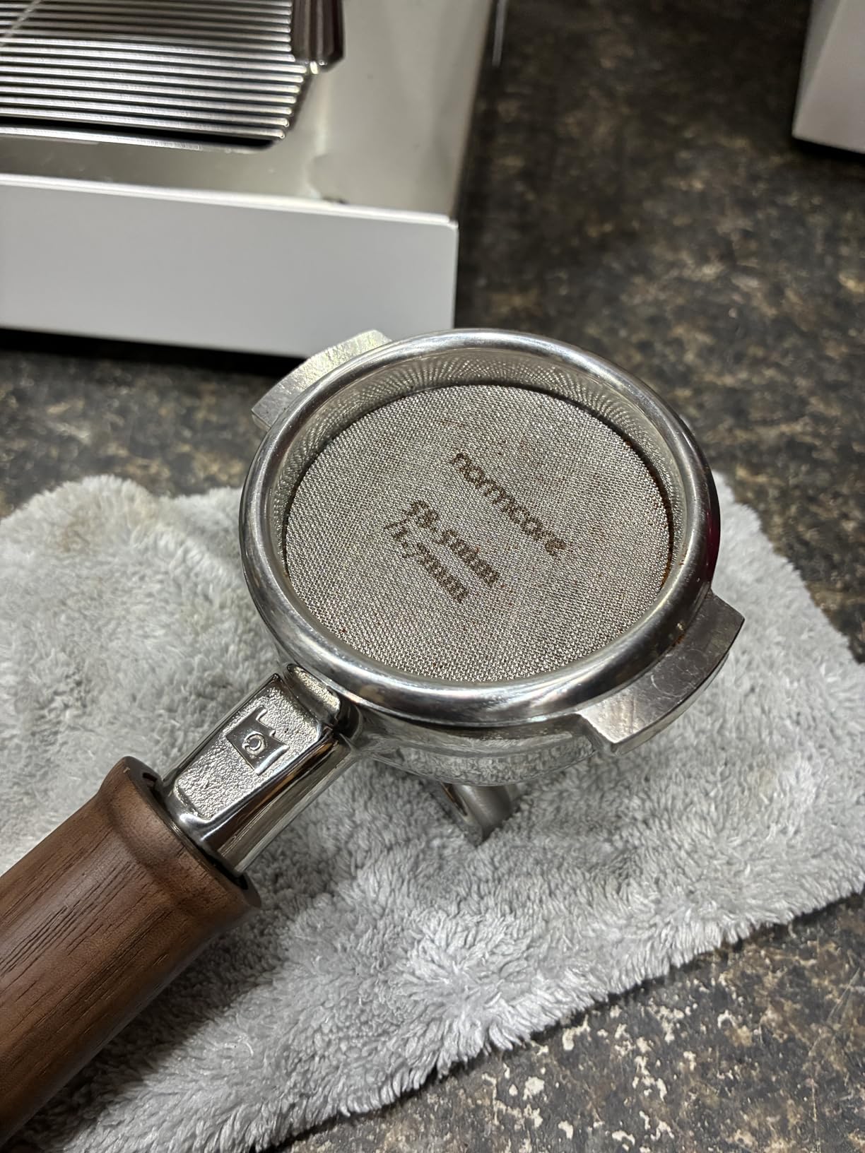 Normcore 54mm Precision High Extraction Filter Basket 18g, Fits Breville Sage Espresso Machines, 0.8mm Thick Stainless Steel, Includes 53.3mm Puck Screen, 200 Espresso Paper Filters customer photo 1