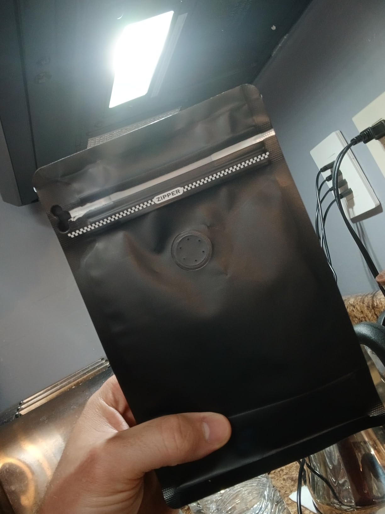 FireKylin 50 PCS Coffee Bags with Valve, (16 oz, 1 lb) Paper Stand Up Pouches, Resealable Vented Food Storage Bags Side Zipper (Kraft) customer photo 2