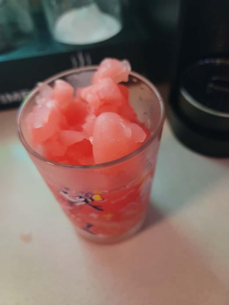 Ninja SLUSHi with RapidChill Technology, 88 oz. Frozen Drink & Slushie Machine, 5 Preset Programs, Margaritas, Frappes, and More, Premium Accents, Black, FS301 customer photo 1
