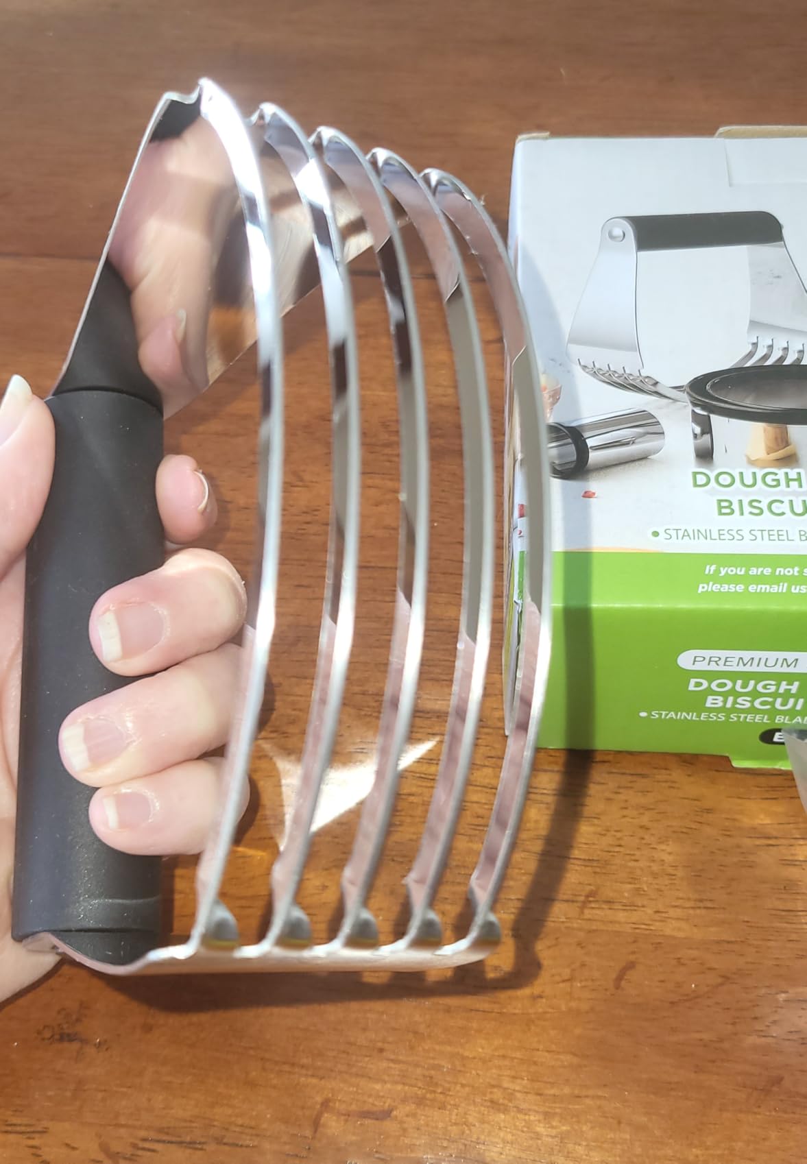 Spring Chef Large Dough Blender & Biscuit Cutter Set, Heavy Duty Stainless Steel Professional Pastry Cutter, Soft Grip, Black customer photo 2