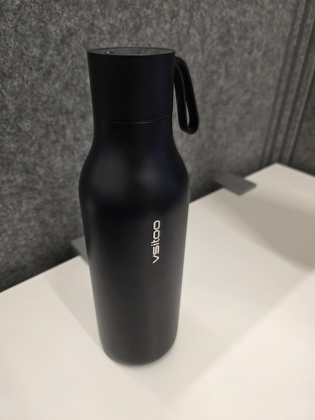 VSITOO 33oz Smart Self-Cleaning Water Bottle，Large Insulated Stainless Steel Bottle with AI Self-Clean, 30-Day Battery & Magnetic Charging for Outdoor Travel, Gym or Office customer photo 1