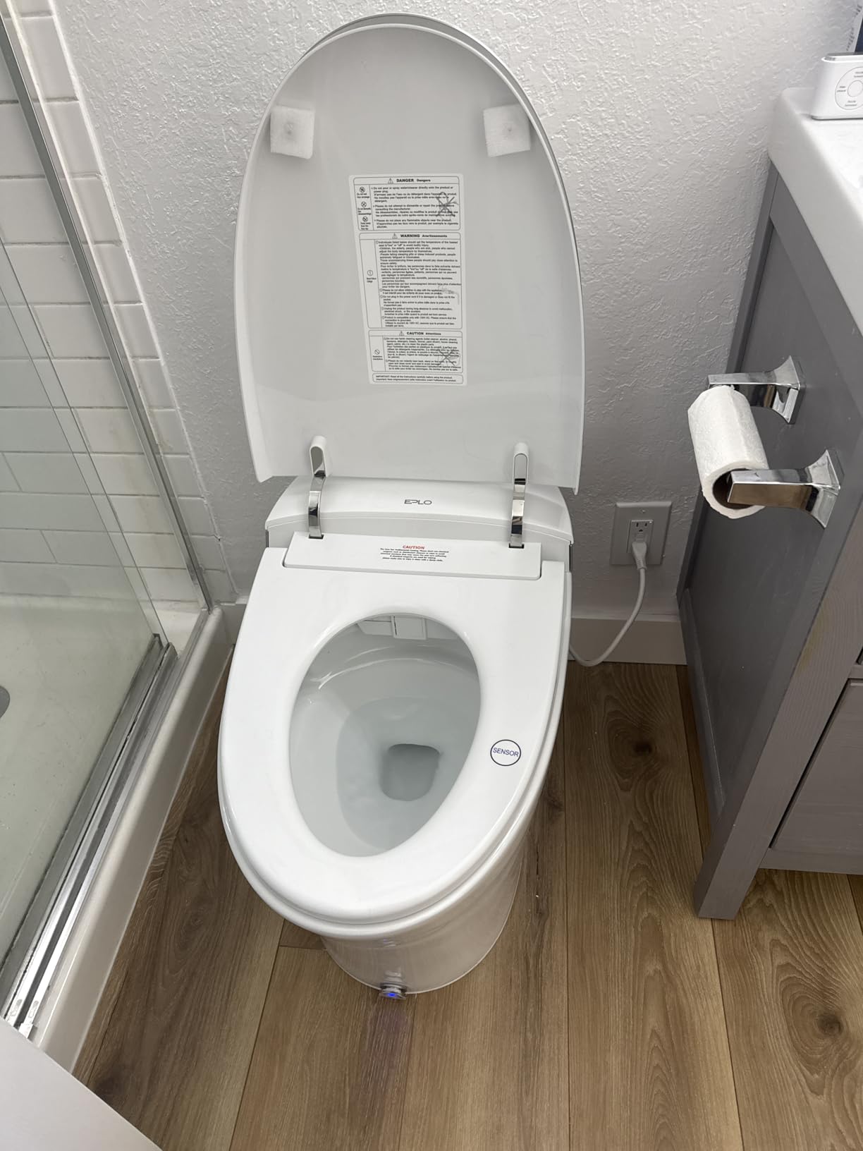 EPLO Luxury Smart Toilet with Auto Open/Close, Foam Dispenser, ADA Comfort Height Heated Seat, Warm Water/Dryer, Modern Elongated Bidet Toilet with Night Light for Bathrooms - iX7 customer photo 2