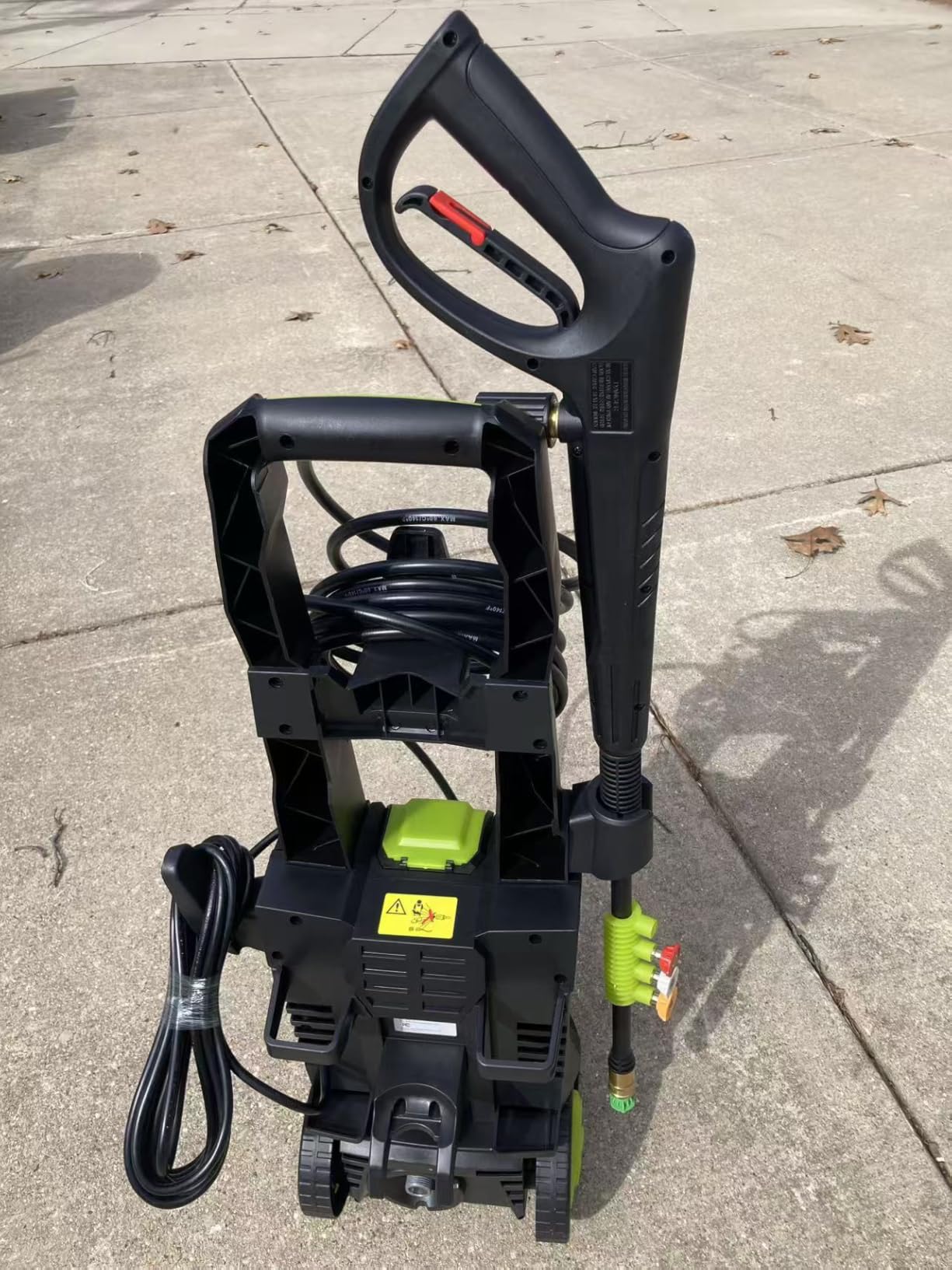 Pressure Washer, Portable Power Washer, 4 Quick Connect Nozzles, High Pressure Cleaning Machine for Car Fence Driveway Patio Washing and More customer photo 2