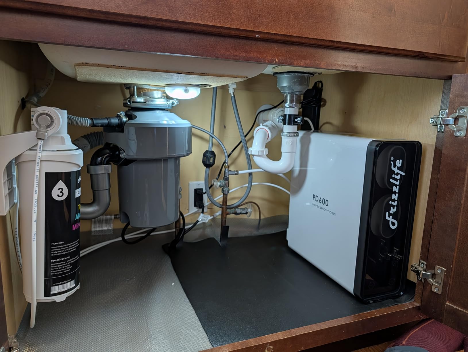 Frizzlife 1200GPD Reverse Osmosis Water Filter, NSF/ANSI 42&58&372 Standards, 11-Stage Tankless RO Water Filtration System, Under Sink, 3:1 Pure to Drain, Smart Faucet, Reduce PFAS, BPA Free, PD1200 customer photo 1