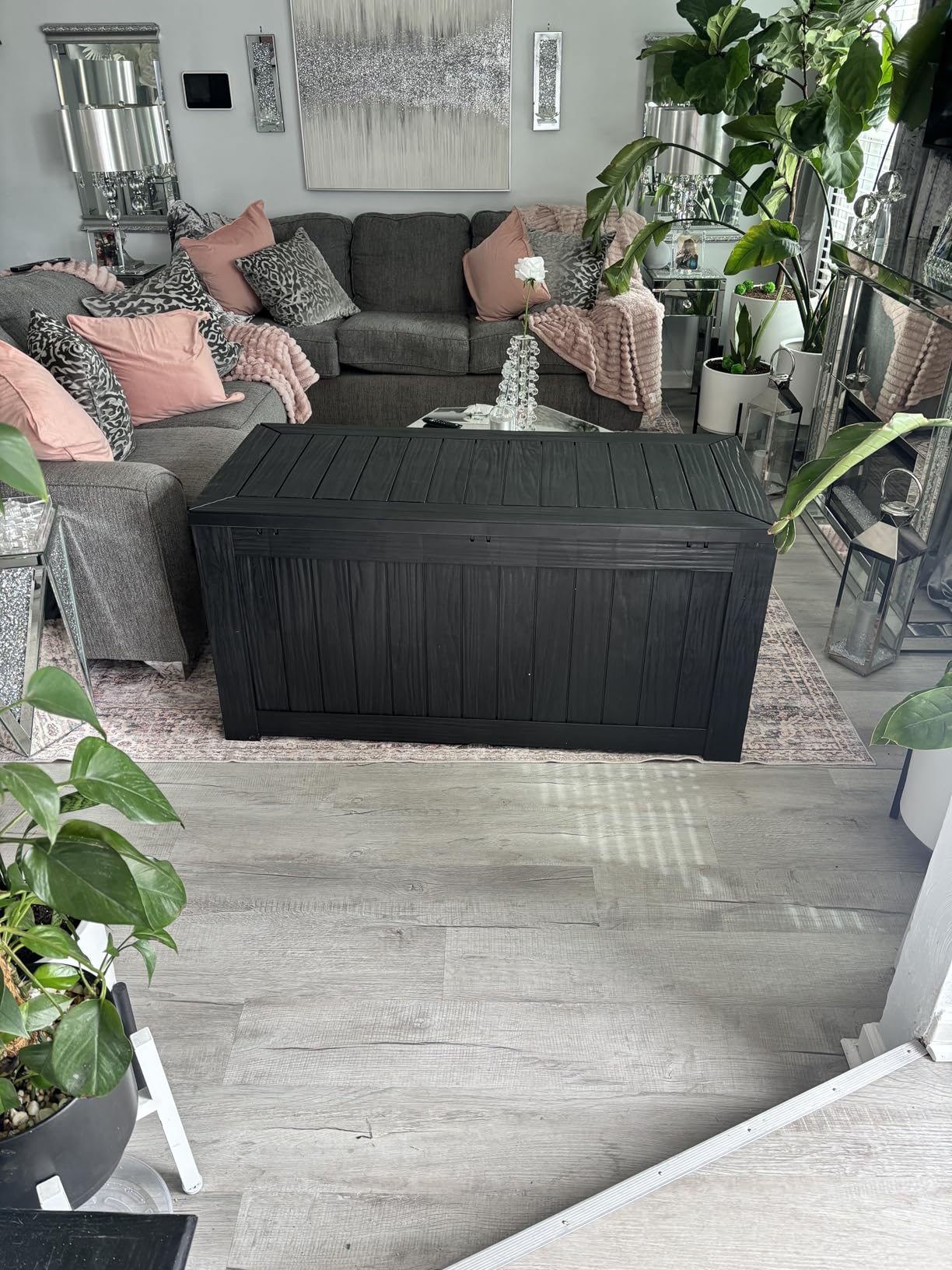 Devoko 120 Gallon Deck Box Resin Outdoor Storage Box Waterproof for Patio, Large Outdoor Storage Bench Lockable for Outside (Black) customer photo 1