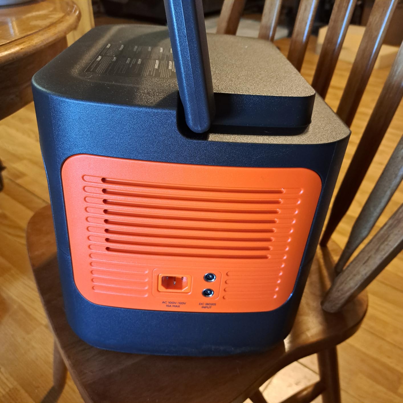 Jackery Explorer 2000 v2 Portable Power Station, 2042Wh LiFePO4 Home Backup Battery, 2200W Solar Generator, USB-C PD 100W Fast Charging for Emergencies, Power Outages, Camping customer photo 1