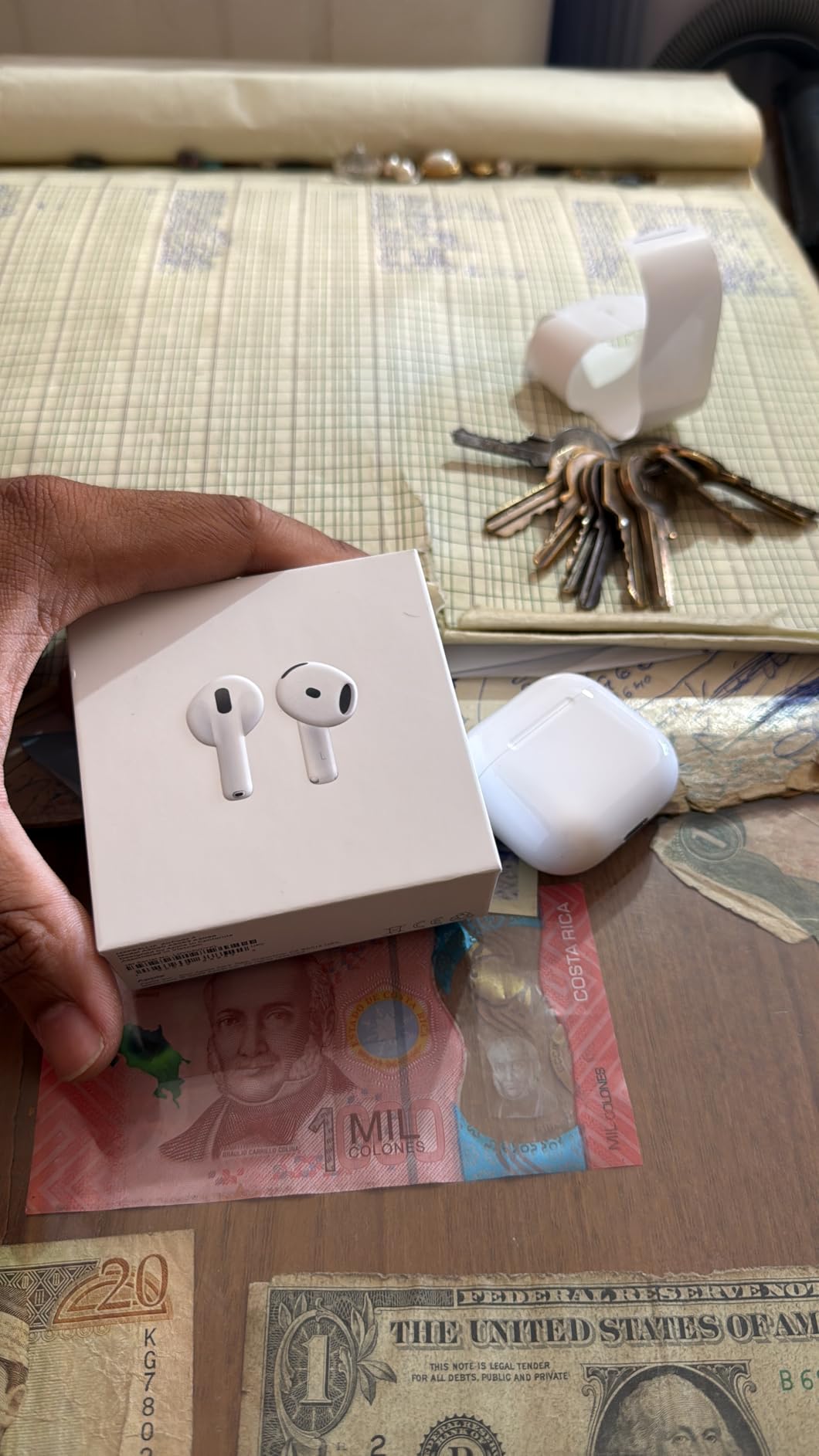 Apple AirPods 4 Wireless Earbuds, Bluetooth Headphones, with Active Noise Cancellation, Adaptive, Transparency Mode, Personalized Spatial Audio, USB-C Charging Case, Wireless Charging, H2 Chip customer photo 2
