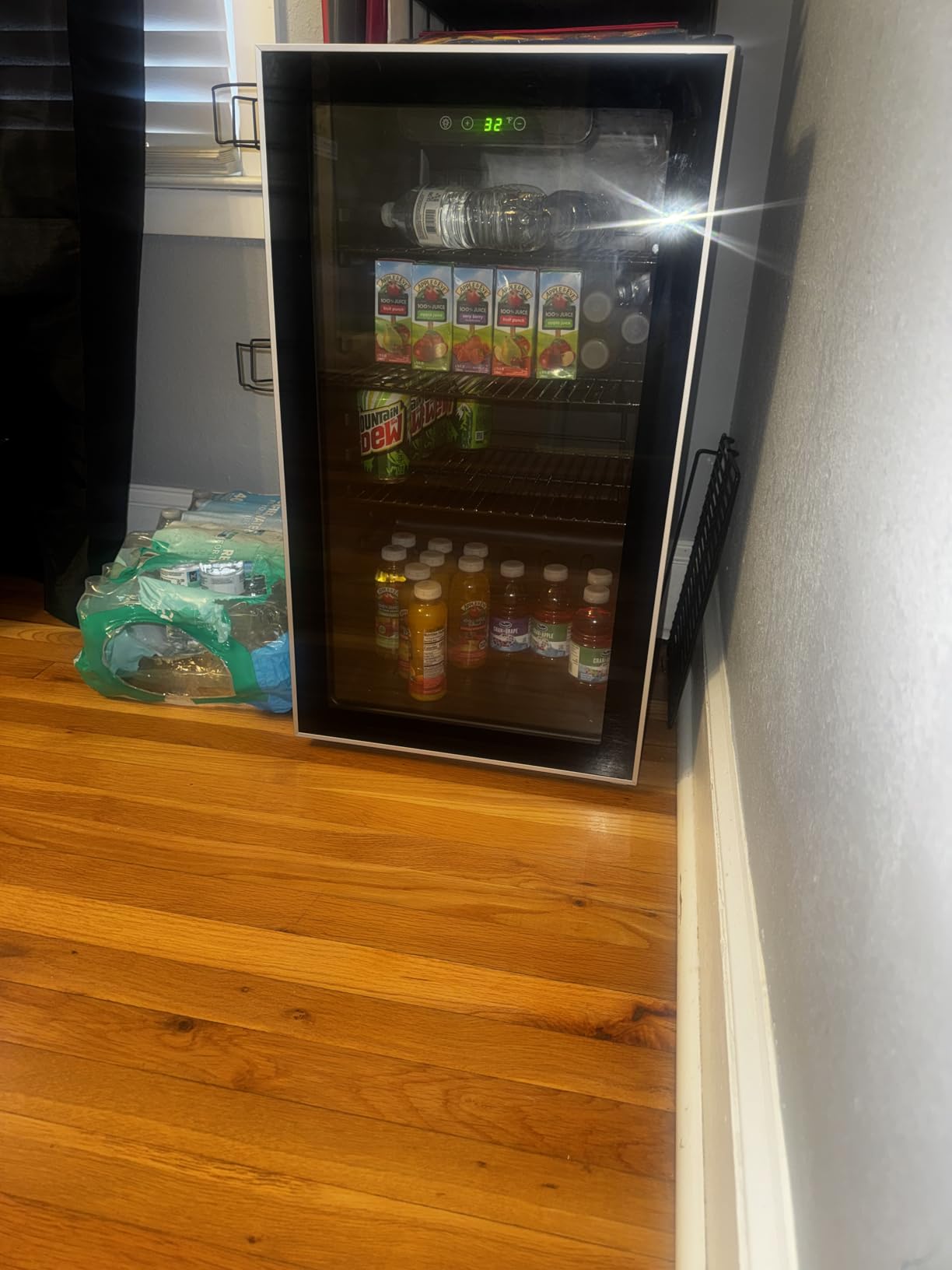 50 Cans Beverage Refrigerator Cooler, 1.3 Cu.ft Mini Fridge Countertop Drink Cooler with Glass Door for Beer, Soda, Wine, Adjustable Digital Temperature Control for Home Dorm Bar customer photo 1