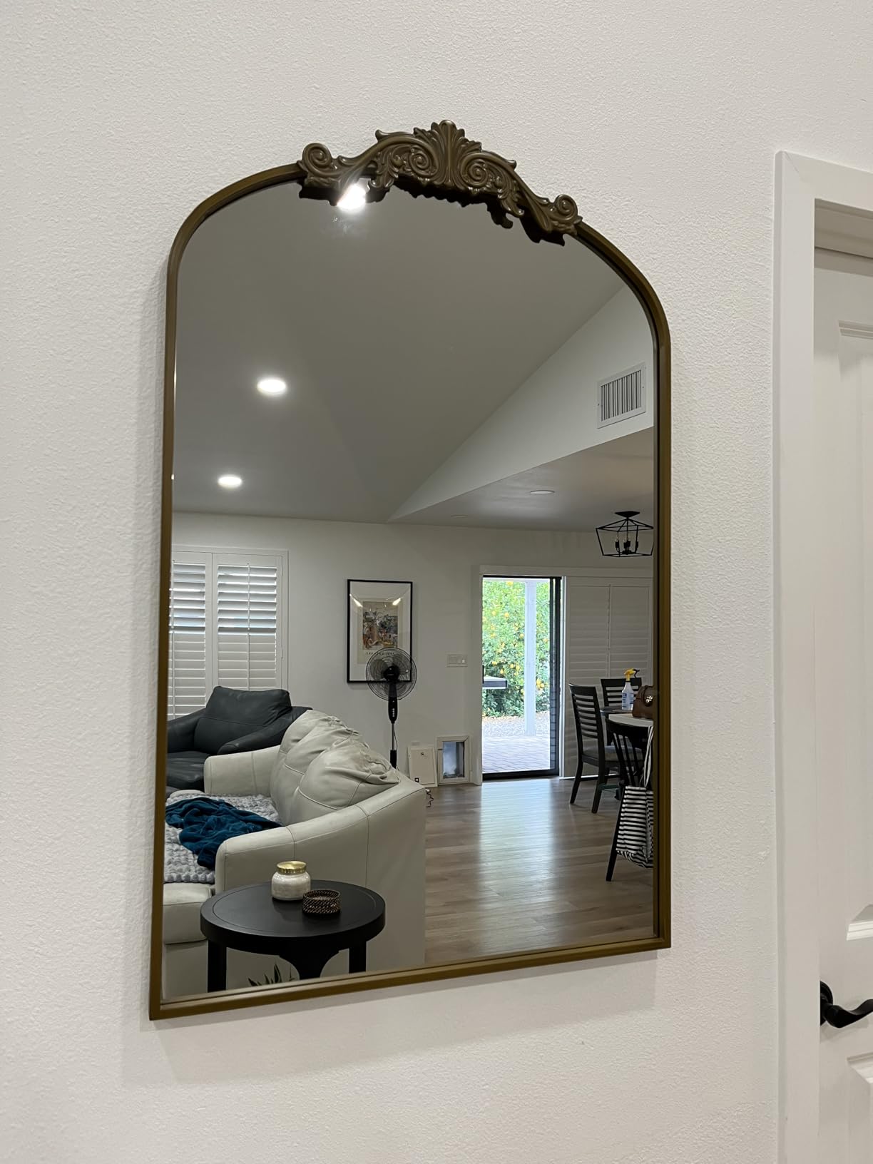 VooBang Vintage Arched Bathroom Mirror, 24x36 Inch Retro Wall Mounted Vanity Mirror with Carved Pattern Top and Metal Frame, Antique Decorative Mirror for Hanging or Leaning customer photo 2